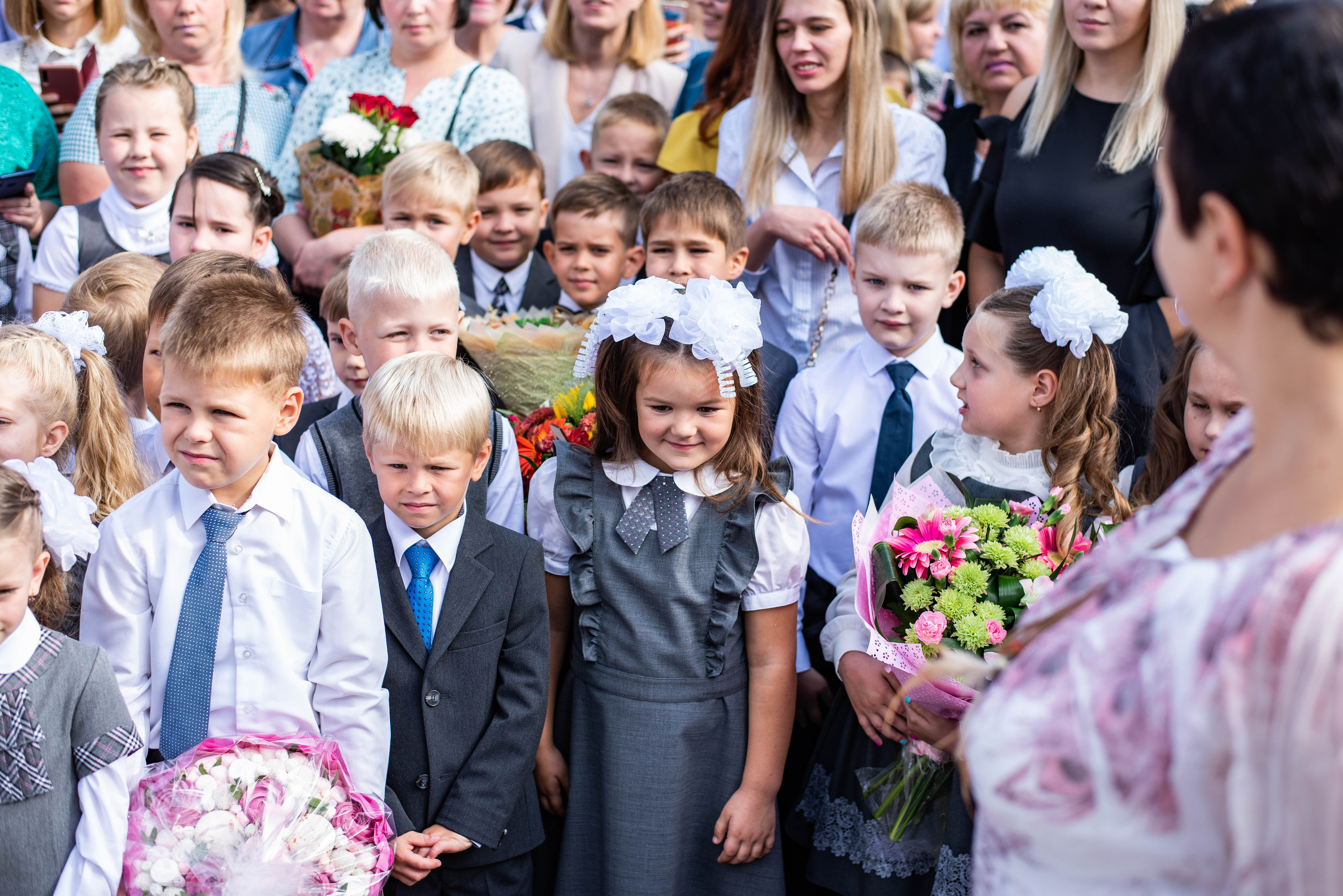 Репортаж 1 сентября. Выпускные альбомы в Подольске Москве и МО