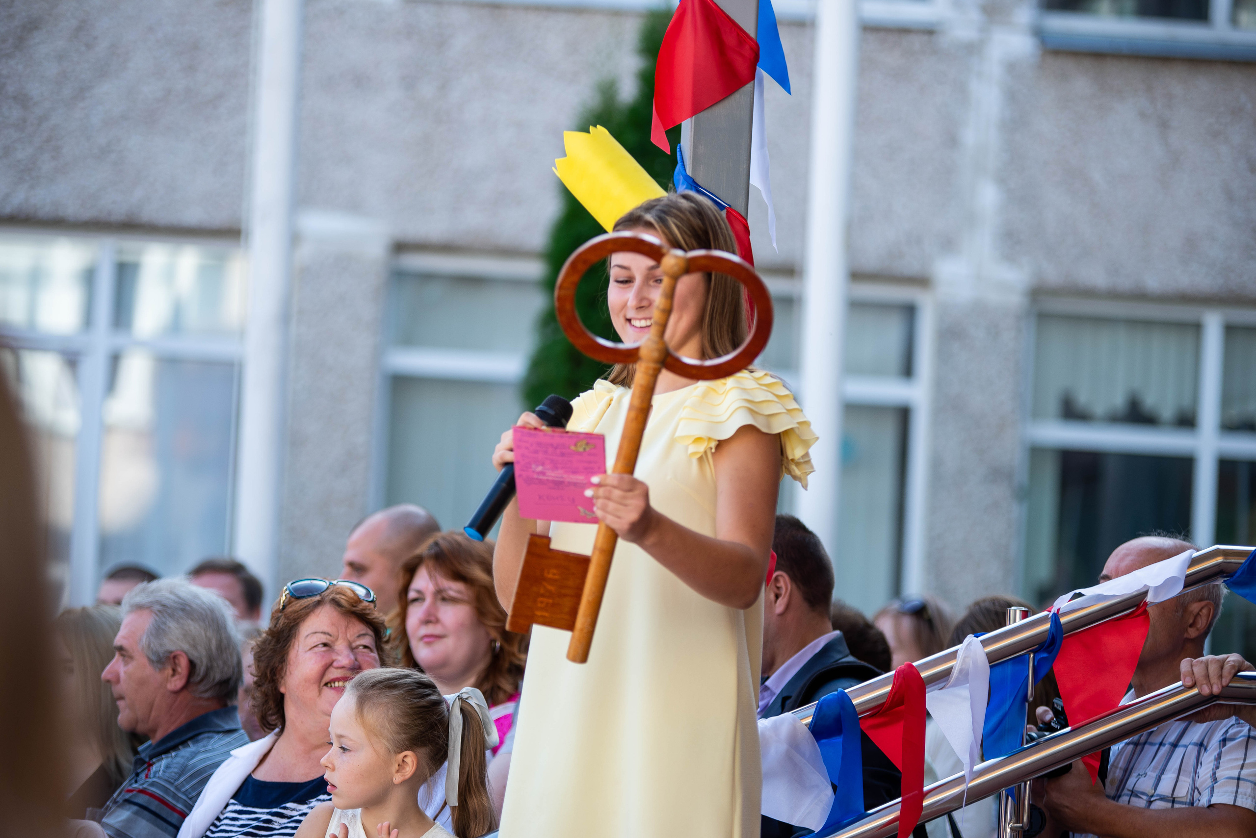 Репортаж 1 сентября. Выпускные альбомы в Подольске Москве и МО