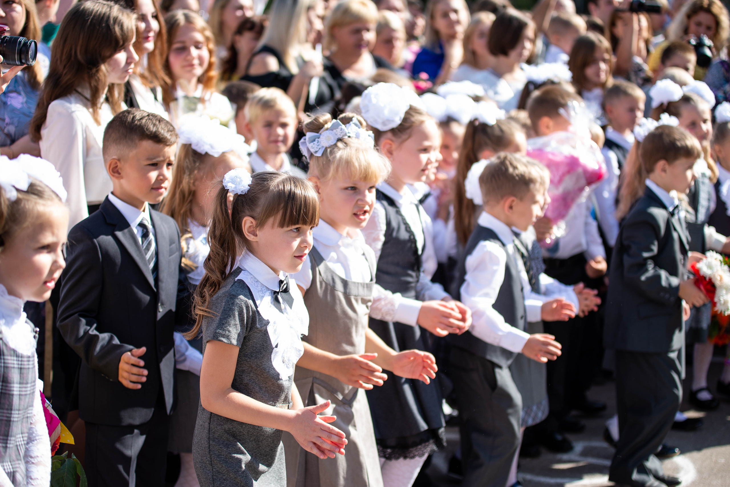 Репортаж 1 сентября. Выпускные альбомы в Подольске Москве и МО