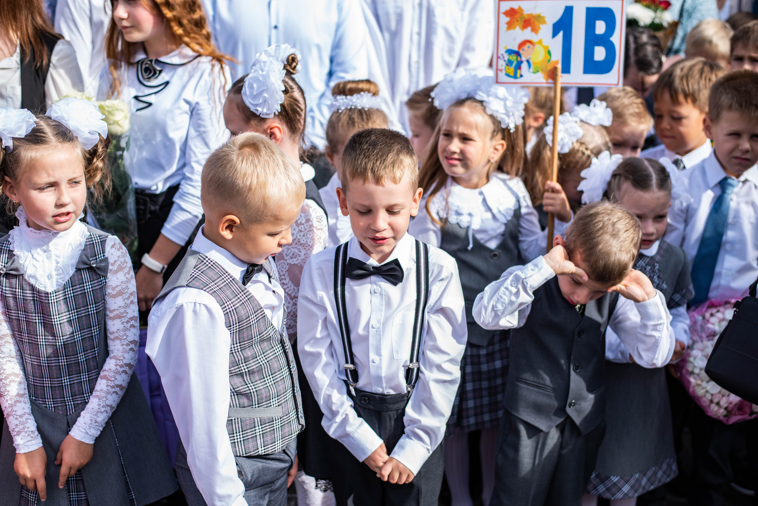 Репортаж 1 сентября. Выпускные альбомы в Подольске Москве и МО