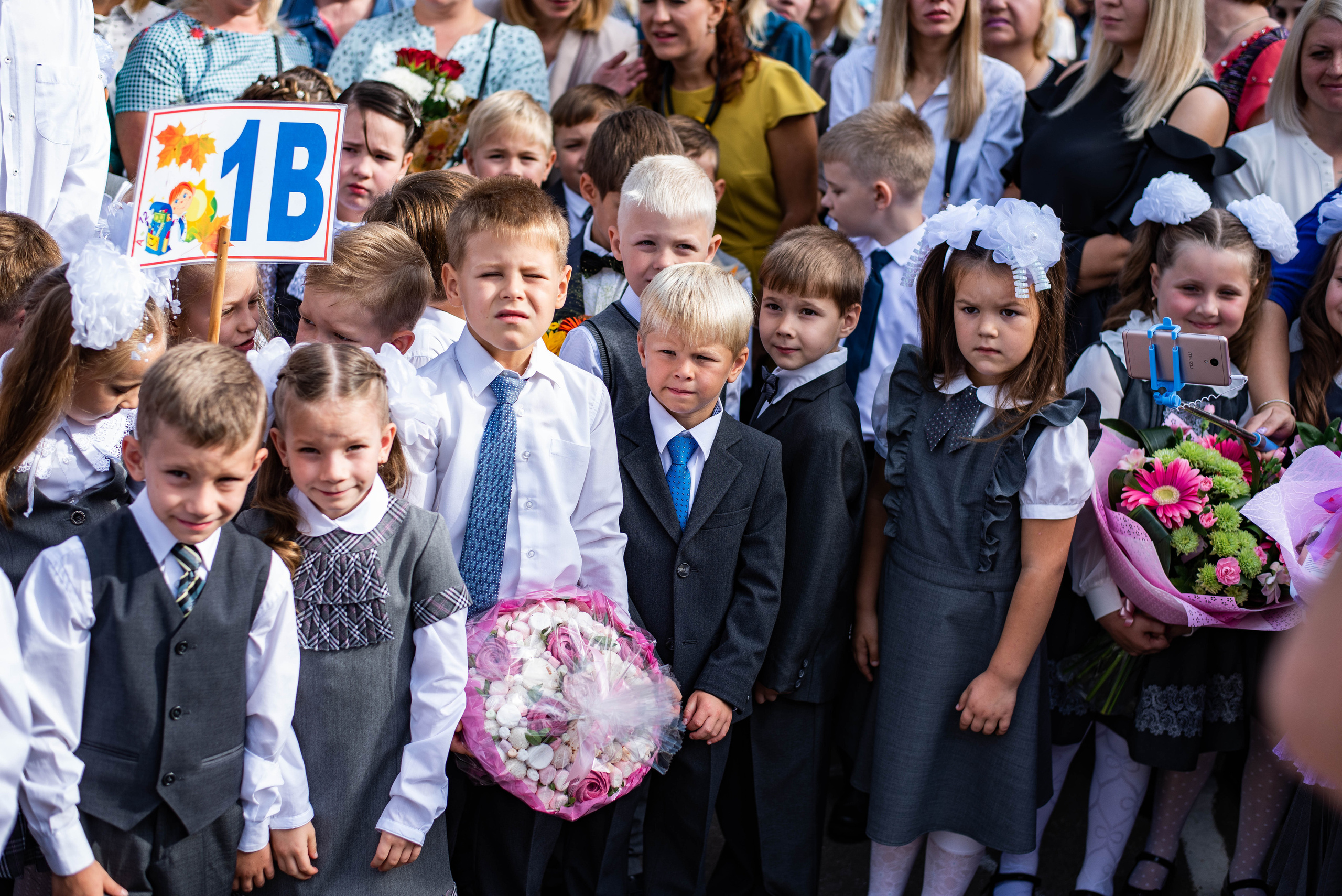 Репортаж 1 сентября. Выпускные альбомы в Подольске Москве и МО