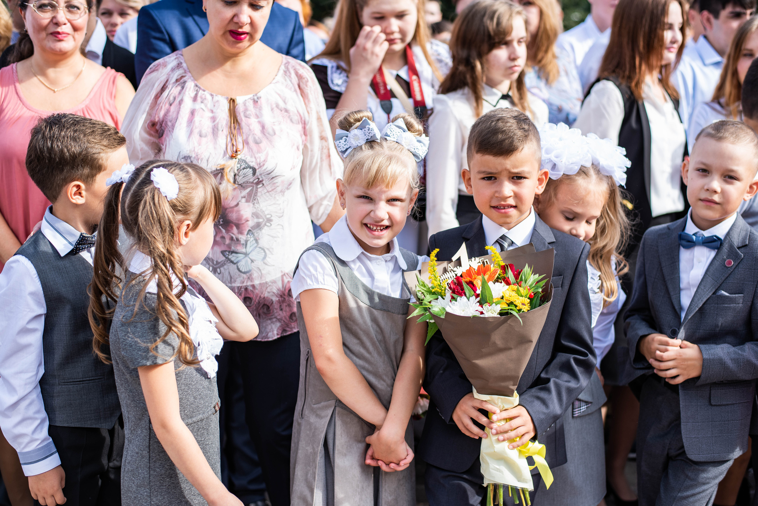 Репортаж 1 сентября. Выпускные альбомы в Подольске Москве и МО