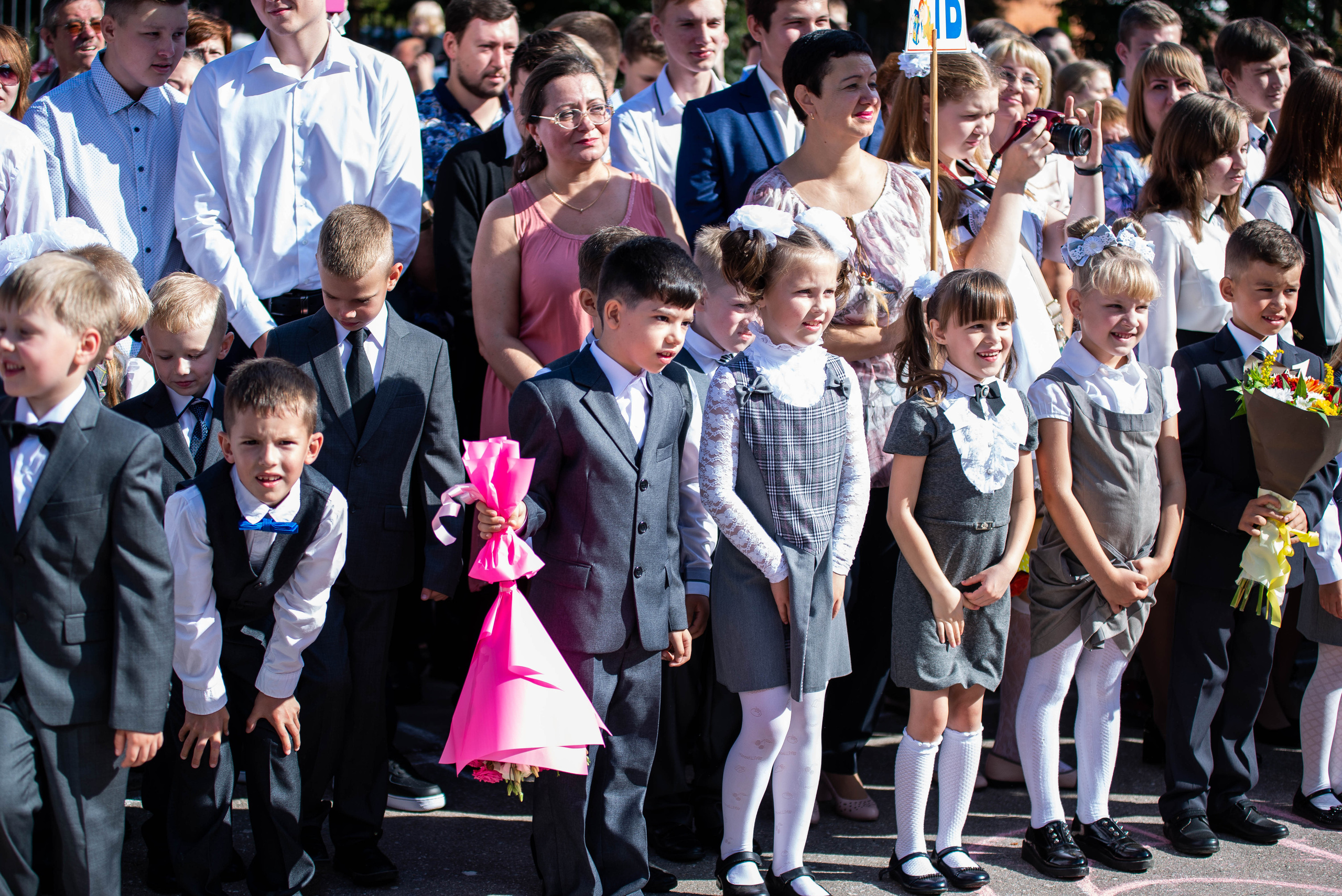 Репортаж 1 сентября. Выпускные альбомы в Подольске Москве и МО