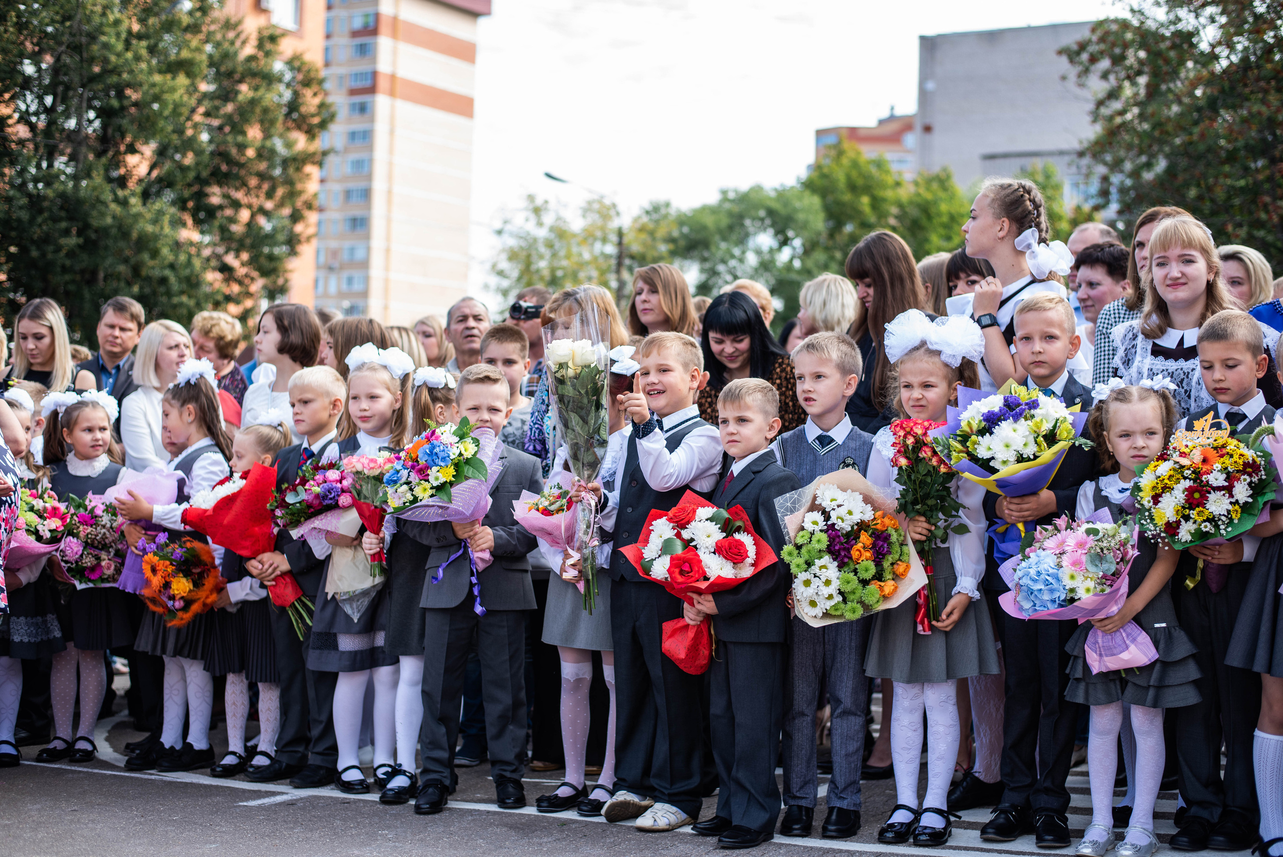 Репортаж 1 сентября. Выпускные альбомы в Подольске Москве и МО