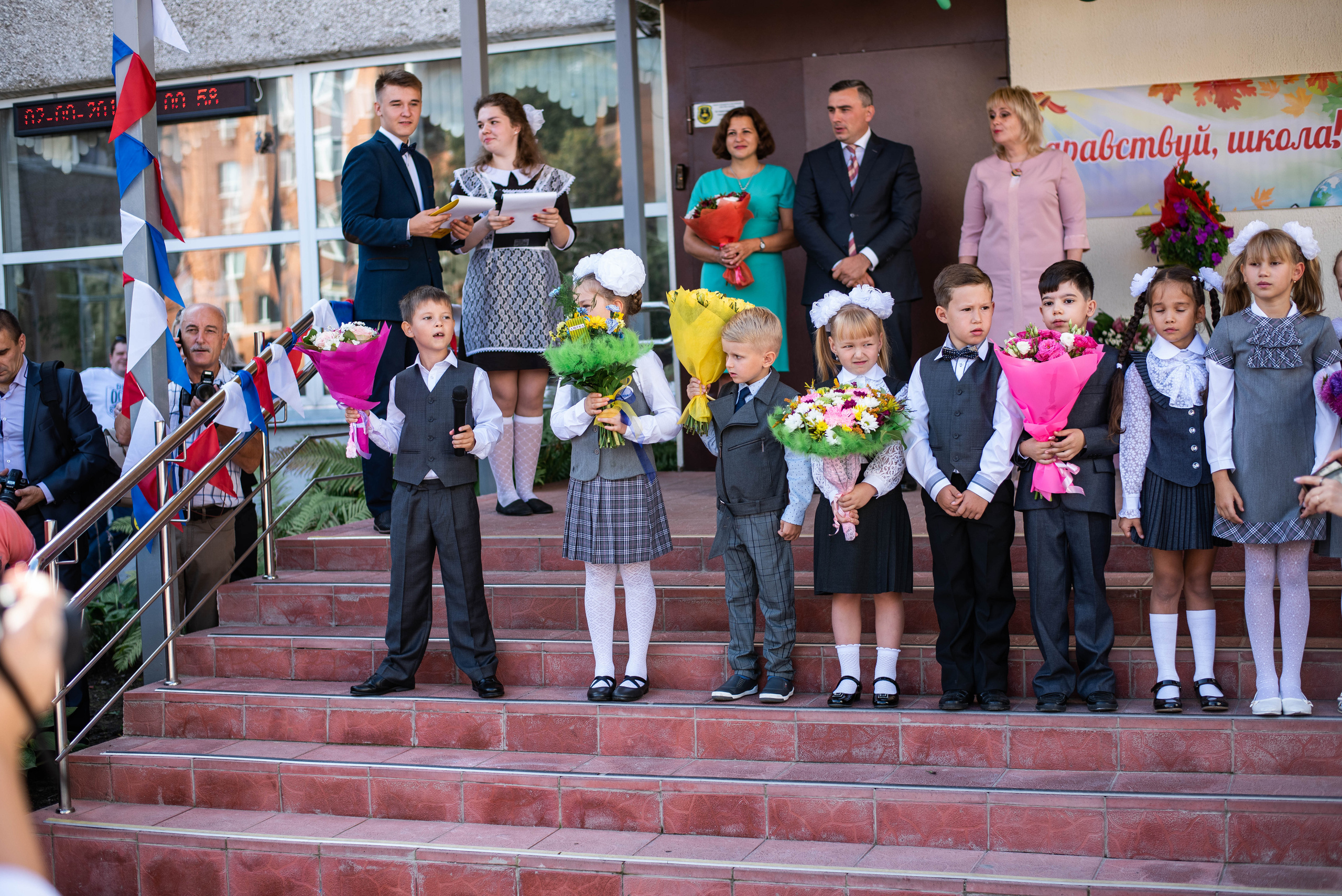 Репортаж 1 сентября. Выпускные альбомы в Подольске Москве и МО