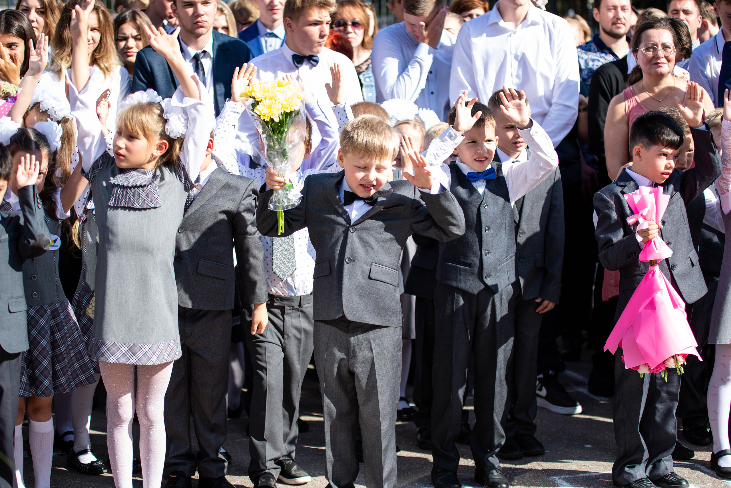 Репортаж 1 сентября. Выпускные альбомы в Подольске Москве и МО