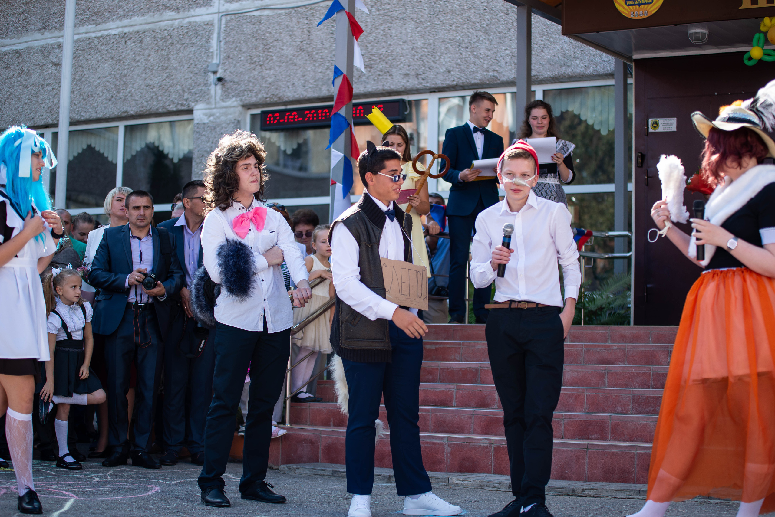 Репортаж 1 сентября. Выпускные альбомы в Подольске Москве и МО