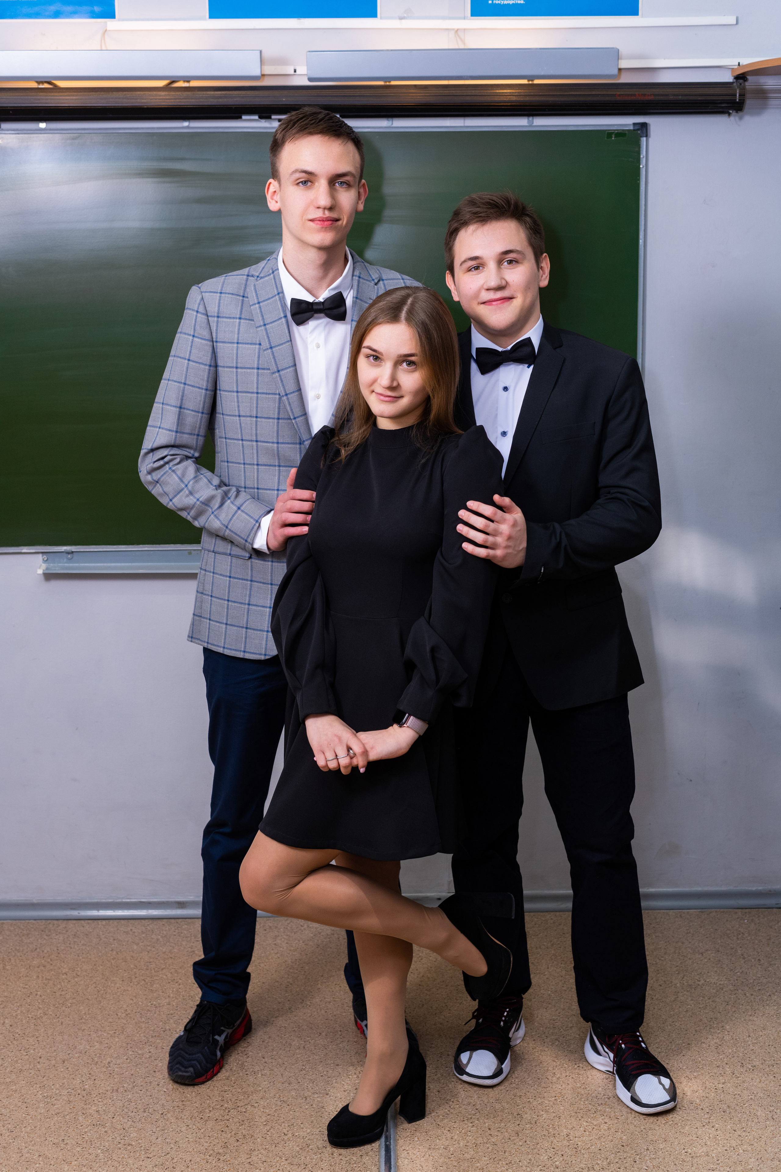 Лицей Климовска 11 класс. Выпускные альбомы в Подольске Москве и МО