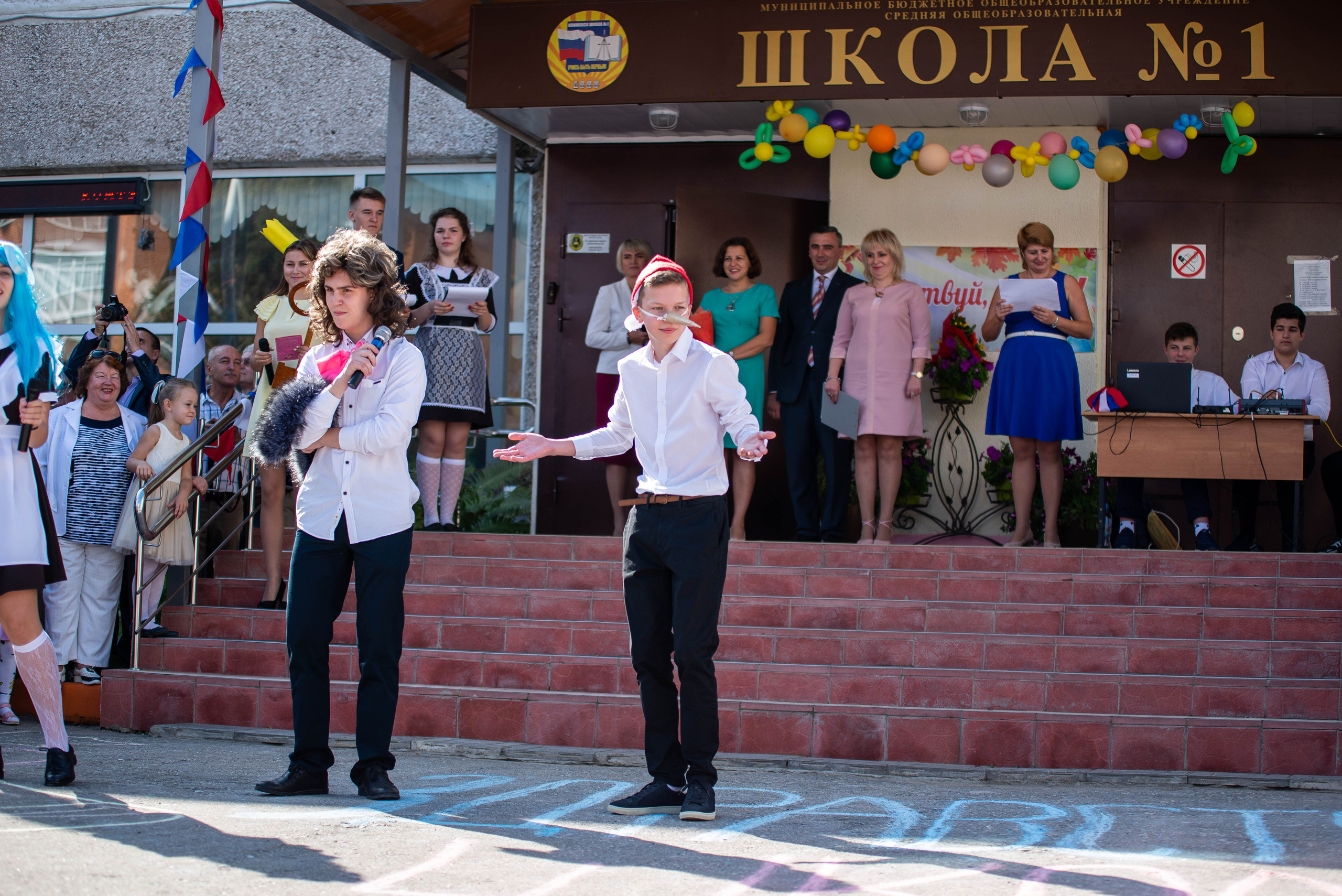 Репортаж 1 сентября. Выпускные альбомы в Подольске Москве и МО