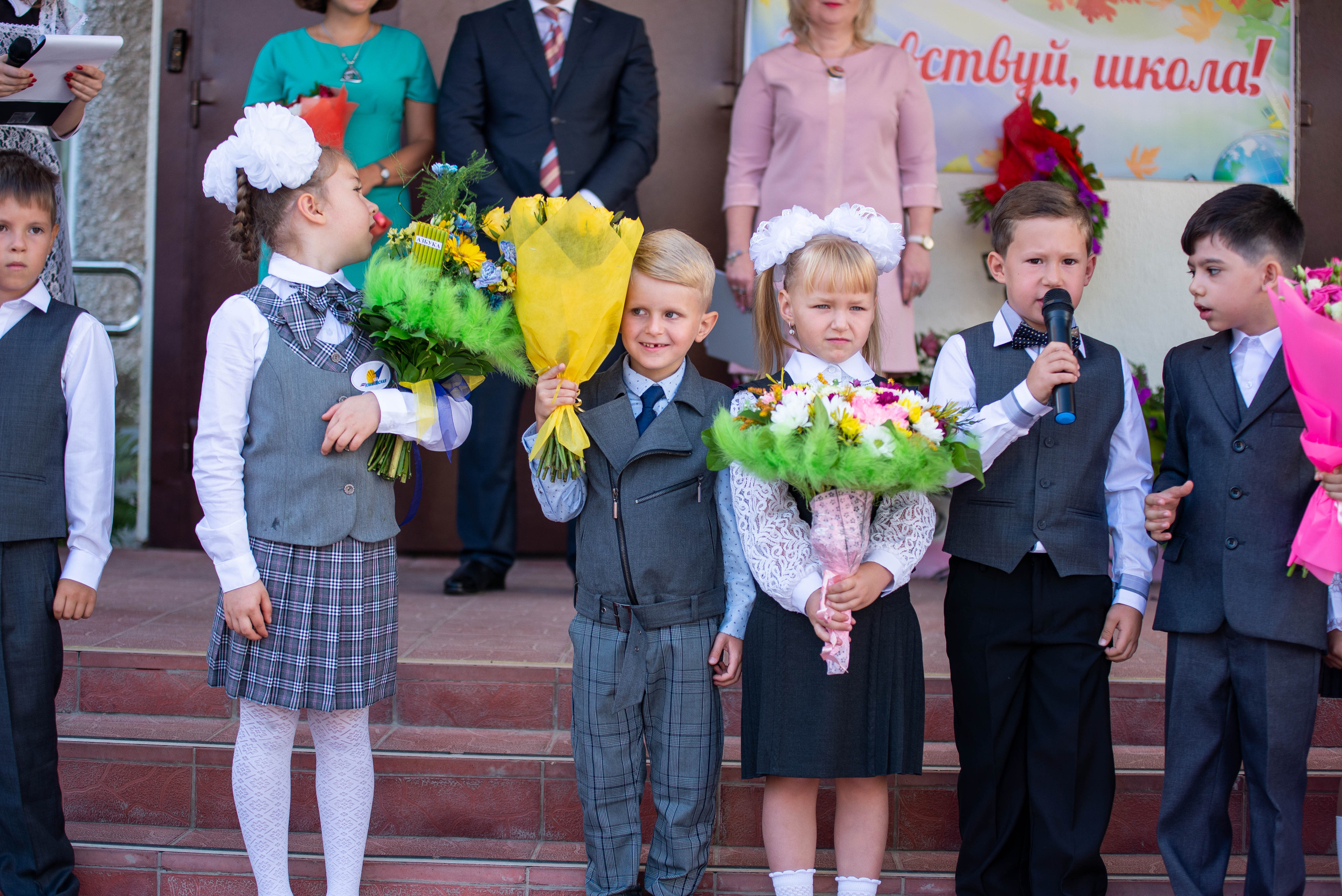 Репортаж 1 сентября. Выпускные альбомы в Подольске Москве и МО