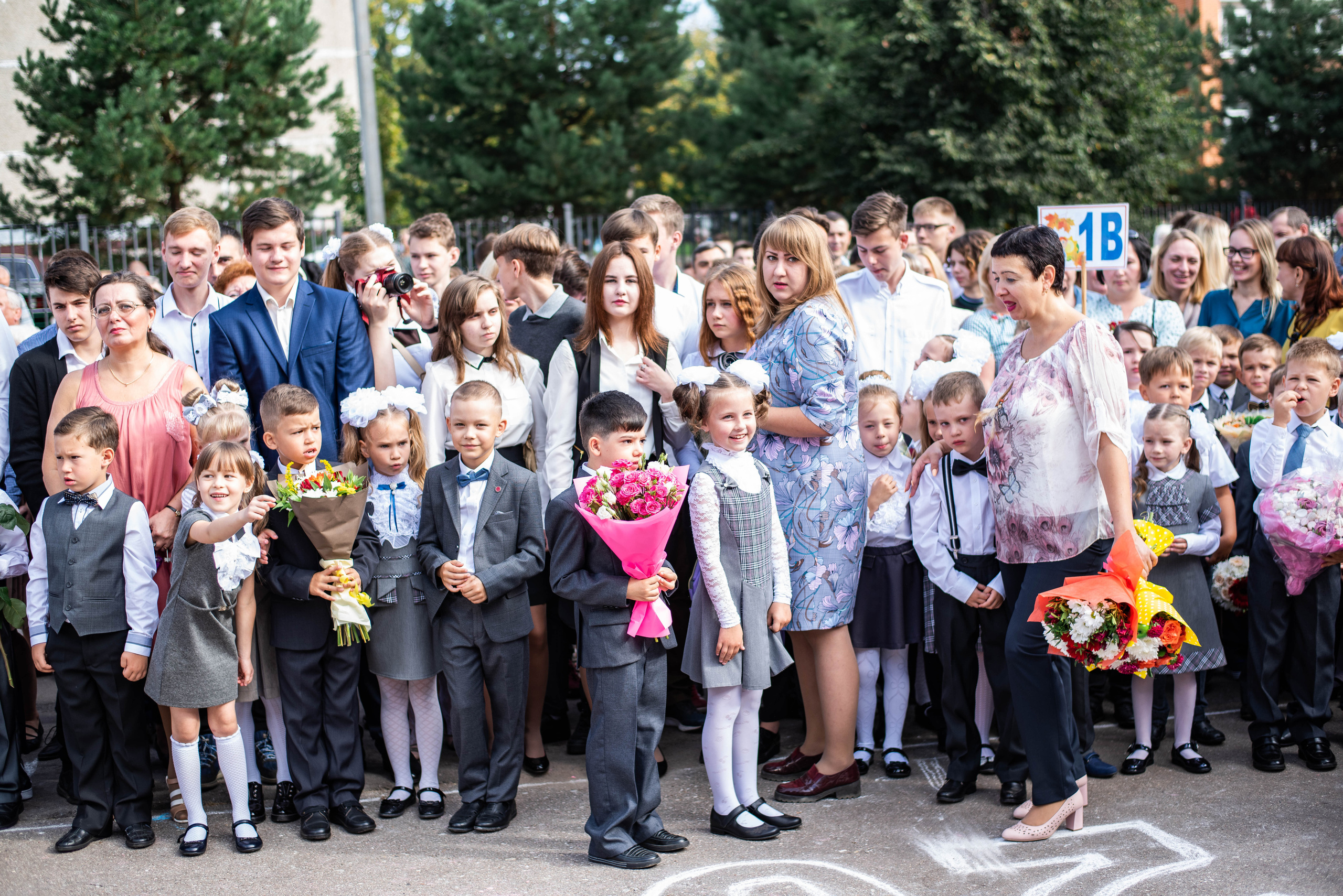 Репортаж 1 сентября. Выпускные альбомы в Подольске Москве и МО