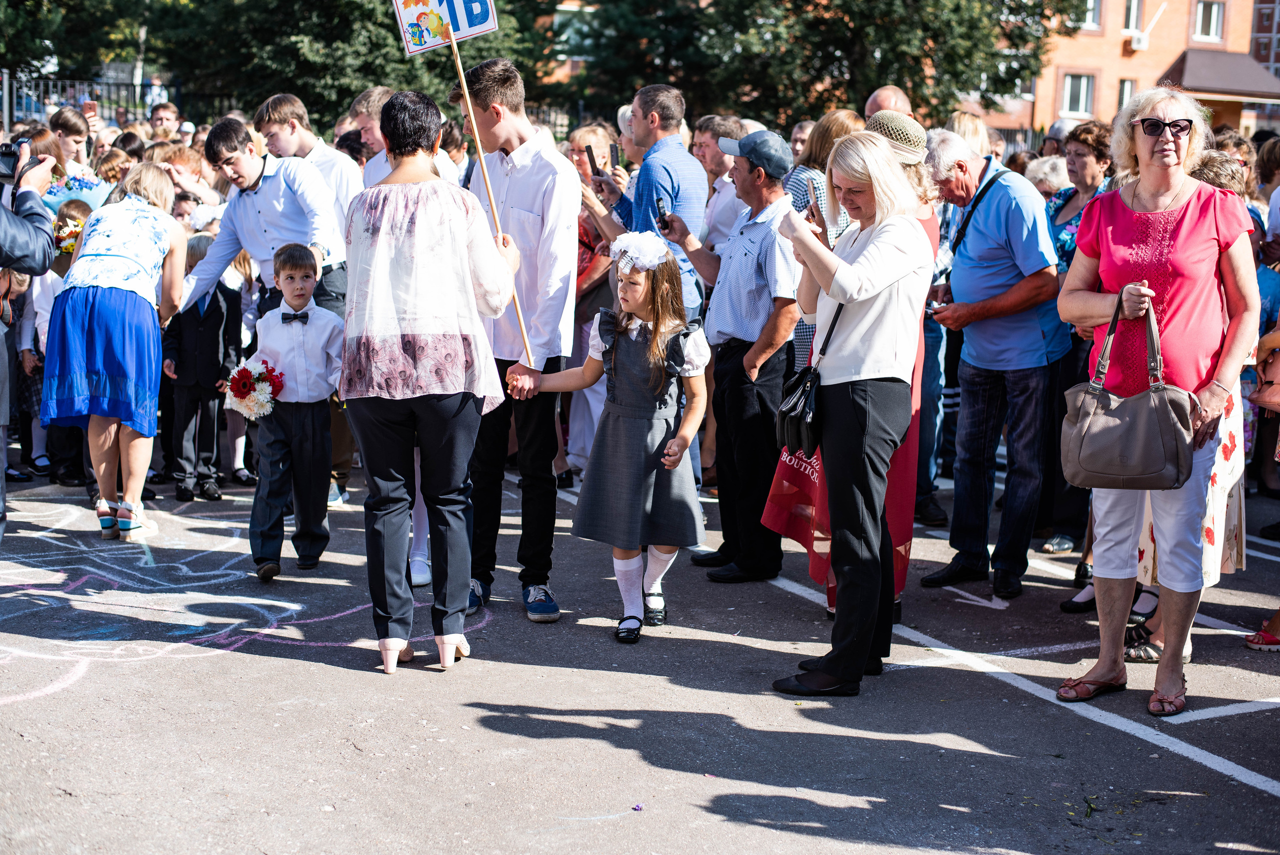 Репортаж 1 сентября. Выпускные альбомы в Подольске Москве и МО