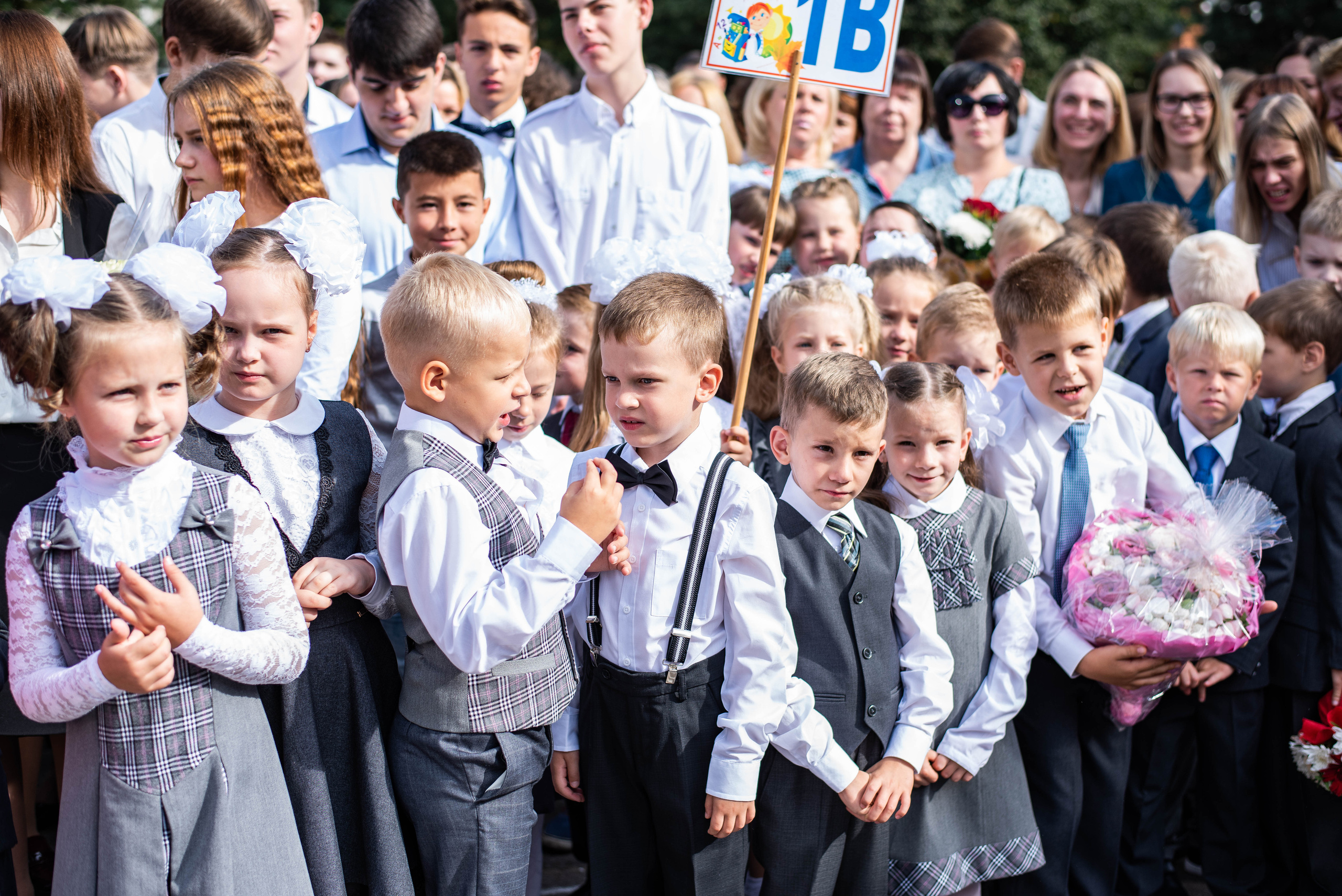 Репортаж 1 сентября. Выпускные альбомы в Подольске Москве и МО