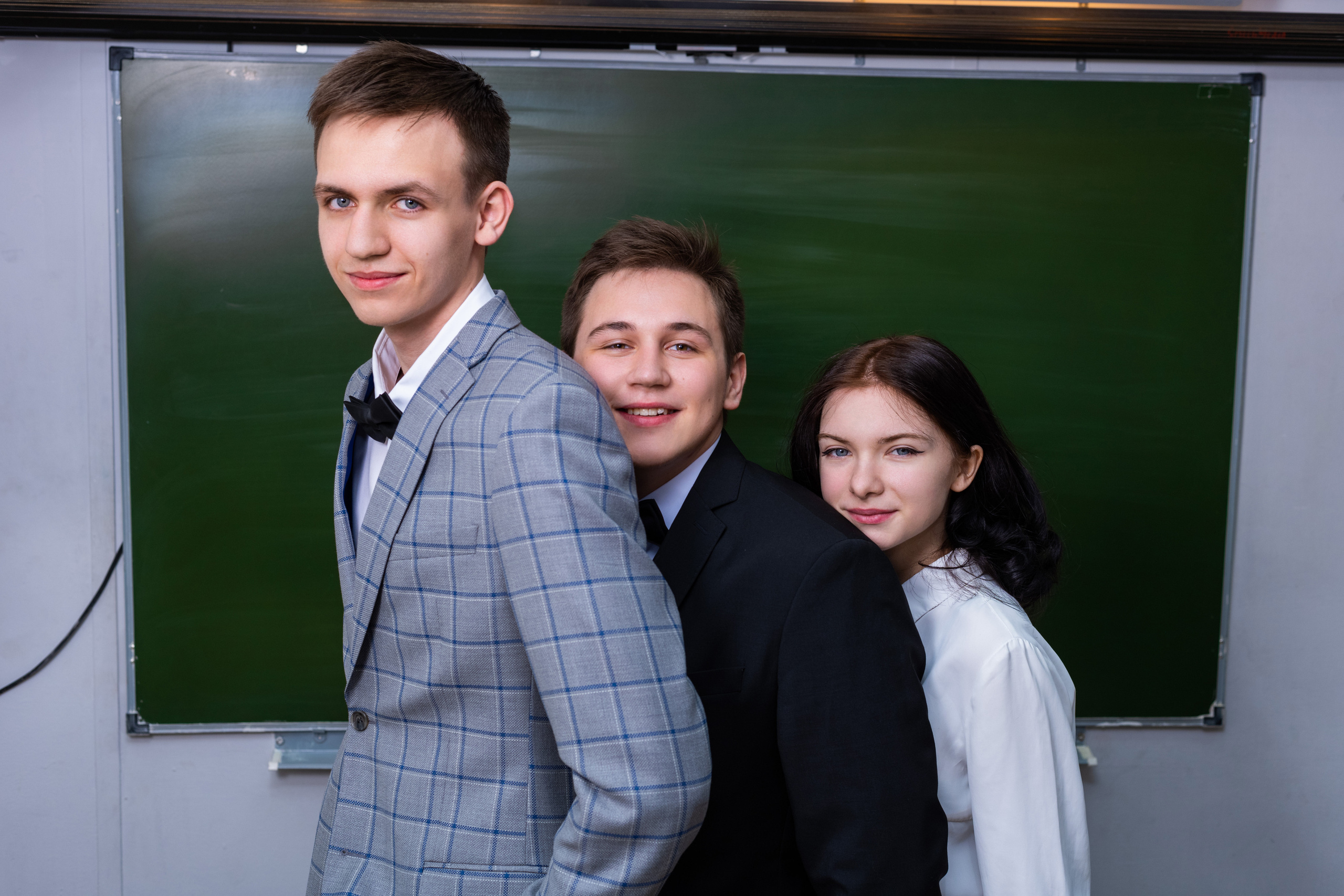 Лицей Климовска 11 класс. Выпускные альбомы в Подольске Москве и МО