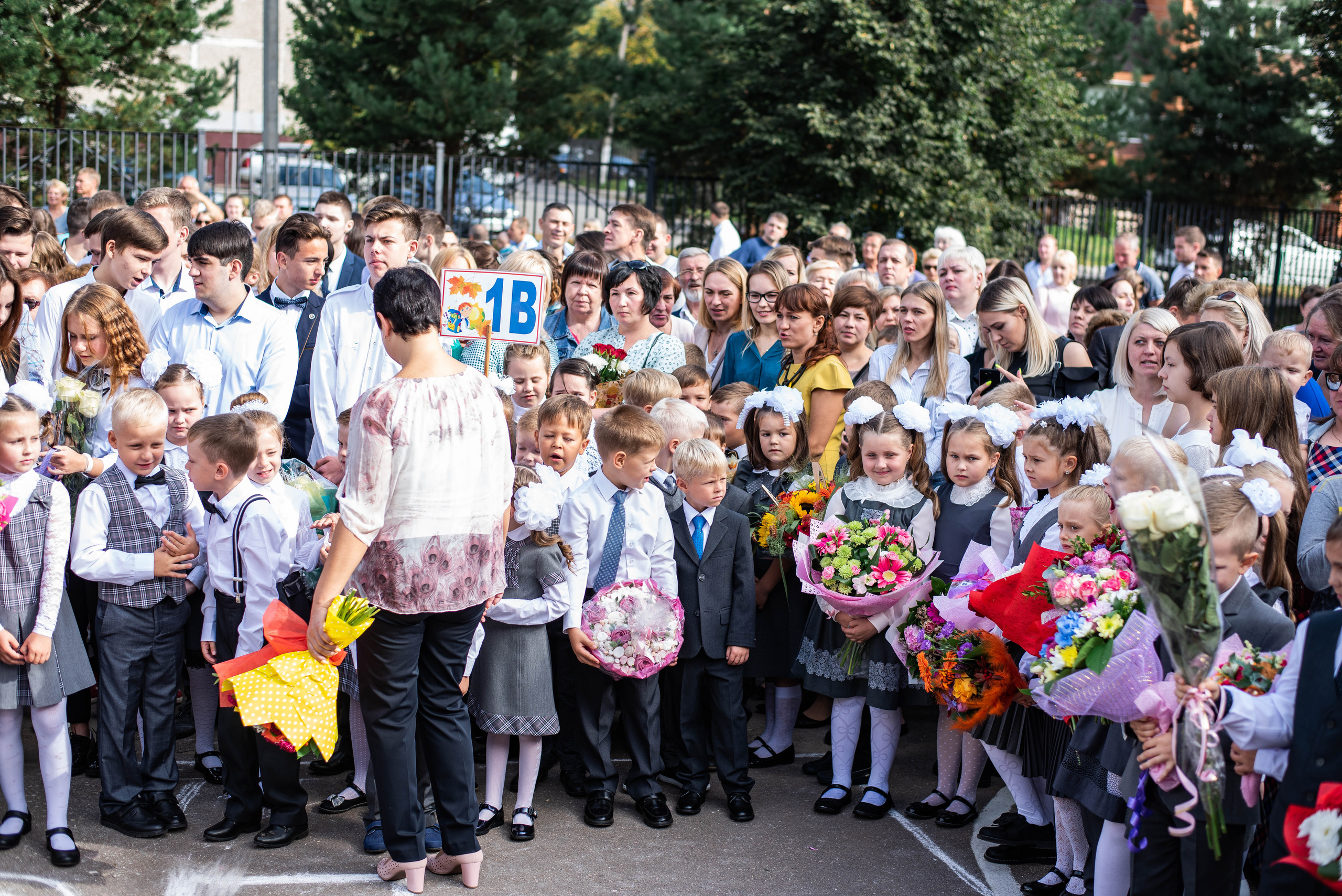 Репортаж 1 сентября. Выпускные альбомы в Подольске Москве и МО