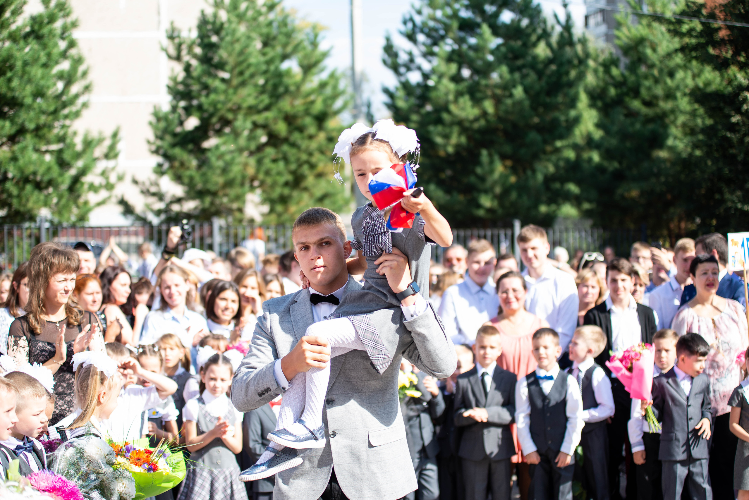 Репортаж 1 сентября. Выпускные альбомы в Подольске Москве и МО