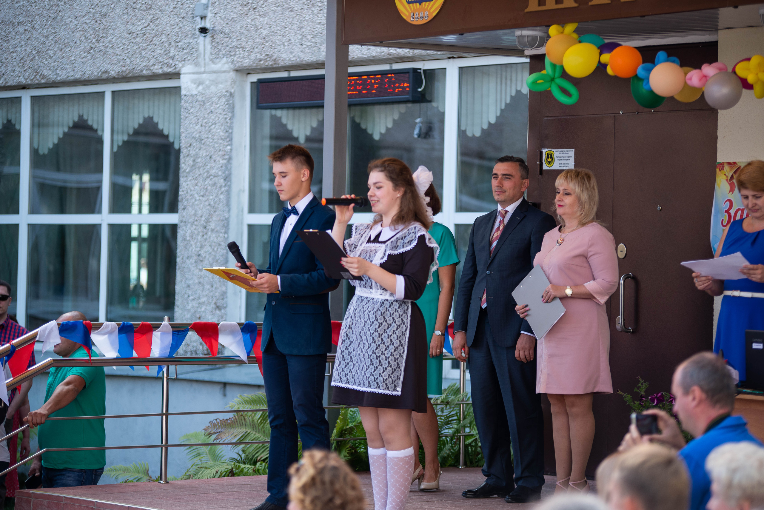 Репортаж 1 сентября. Выпускные альбомы в Подольске Москве и МО