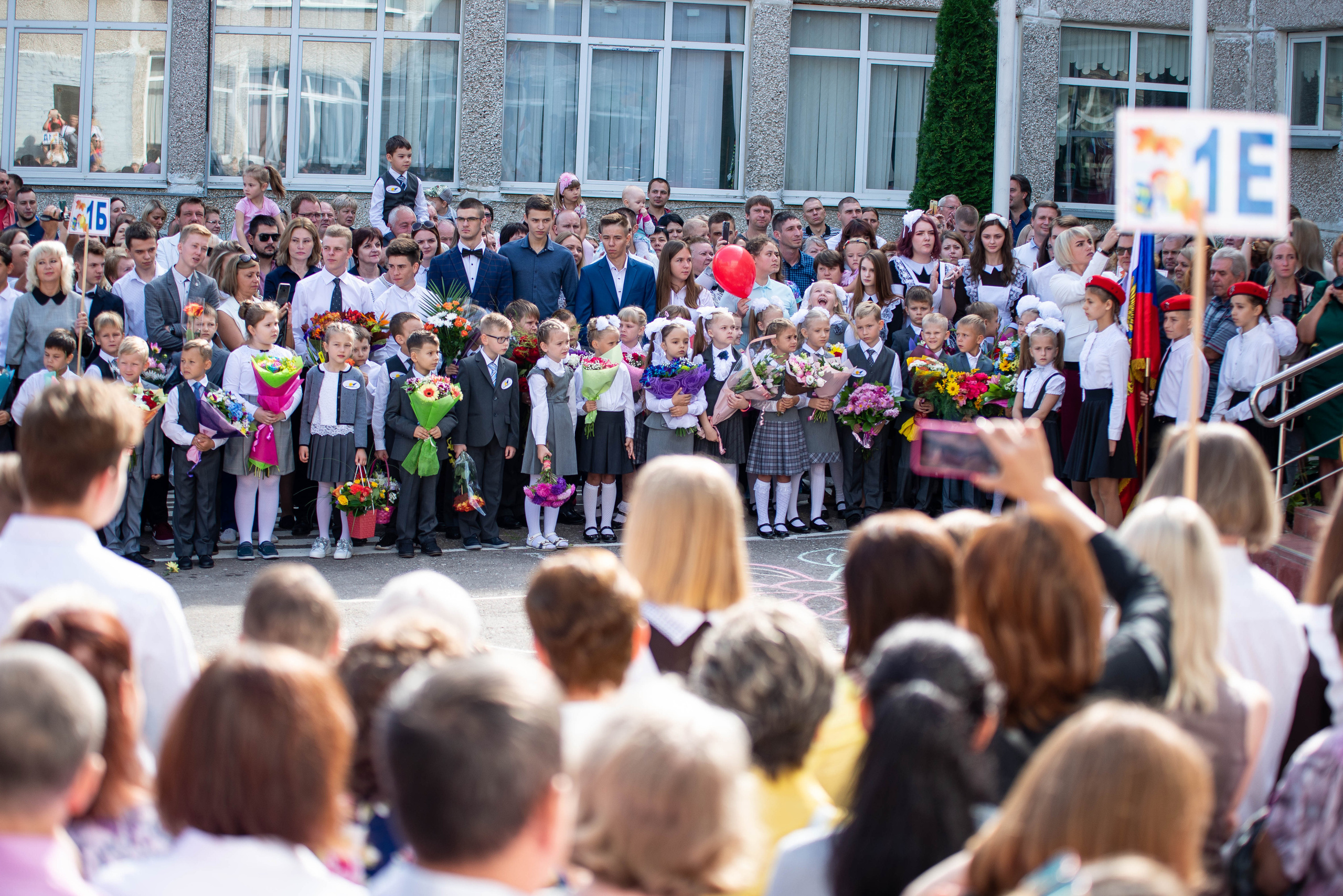Репортаж 1 сентября. Выпускные альбомы в Подольске Москве и МО
