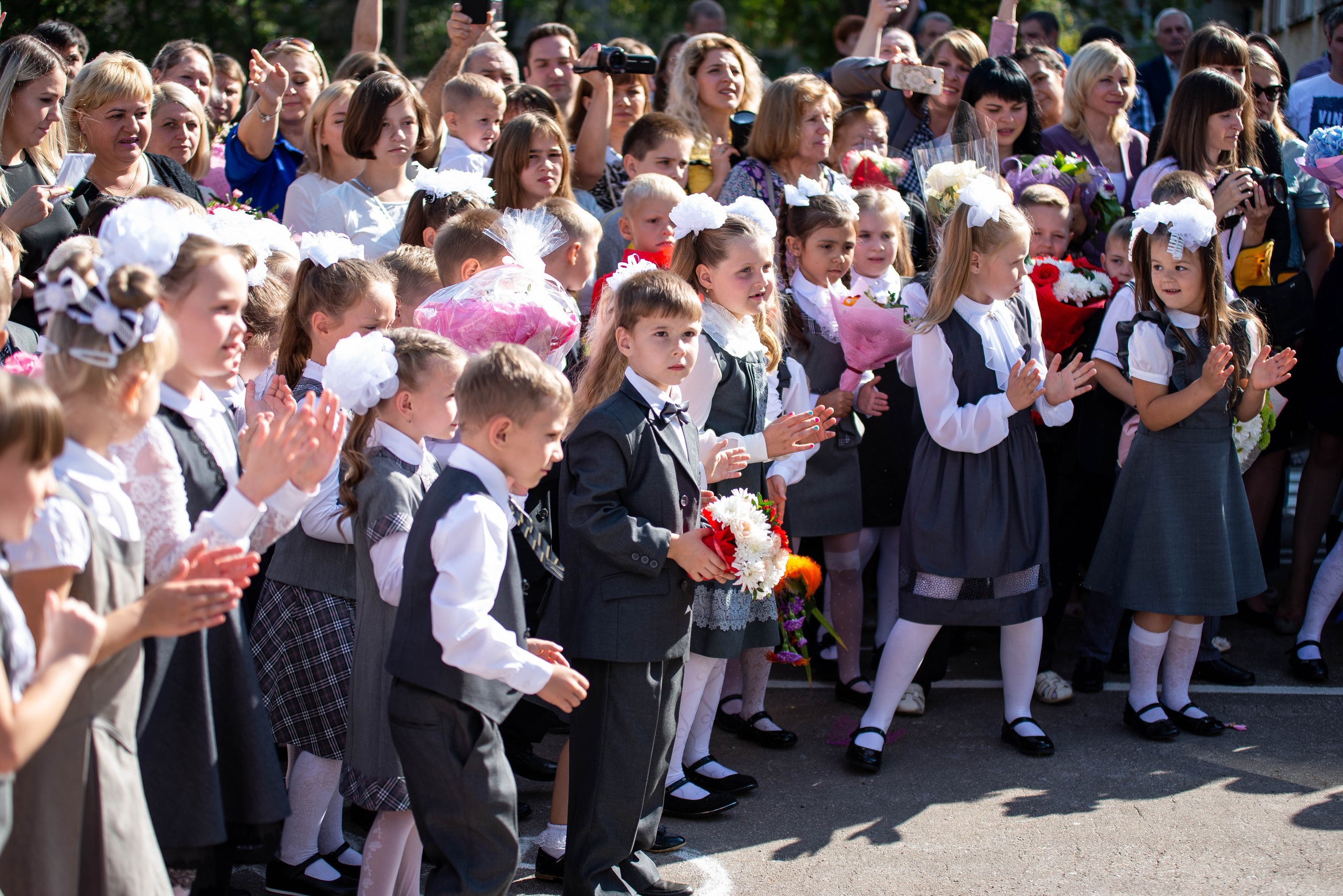 Репортаж 1 сентября. Выпускные альбомы в Подольске Москве и МО