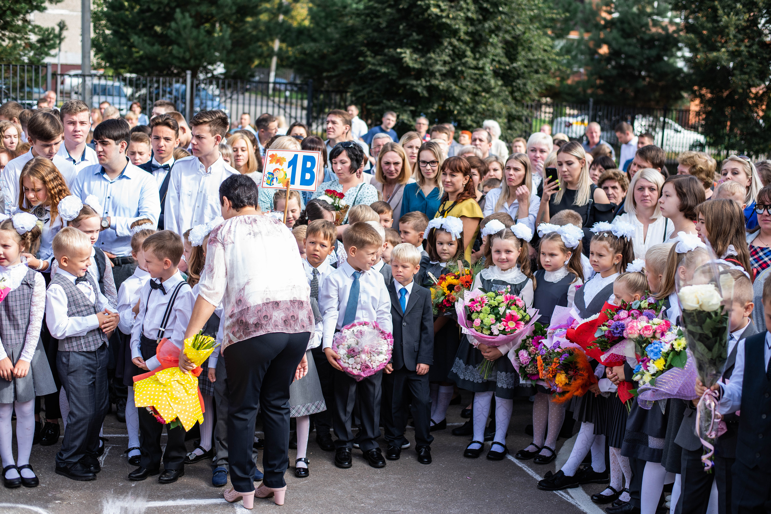 Репортаж 1 сентября. Выпускные альбомы в Подольске Москве и МО