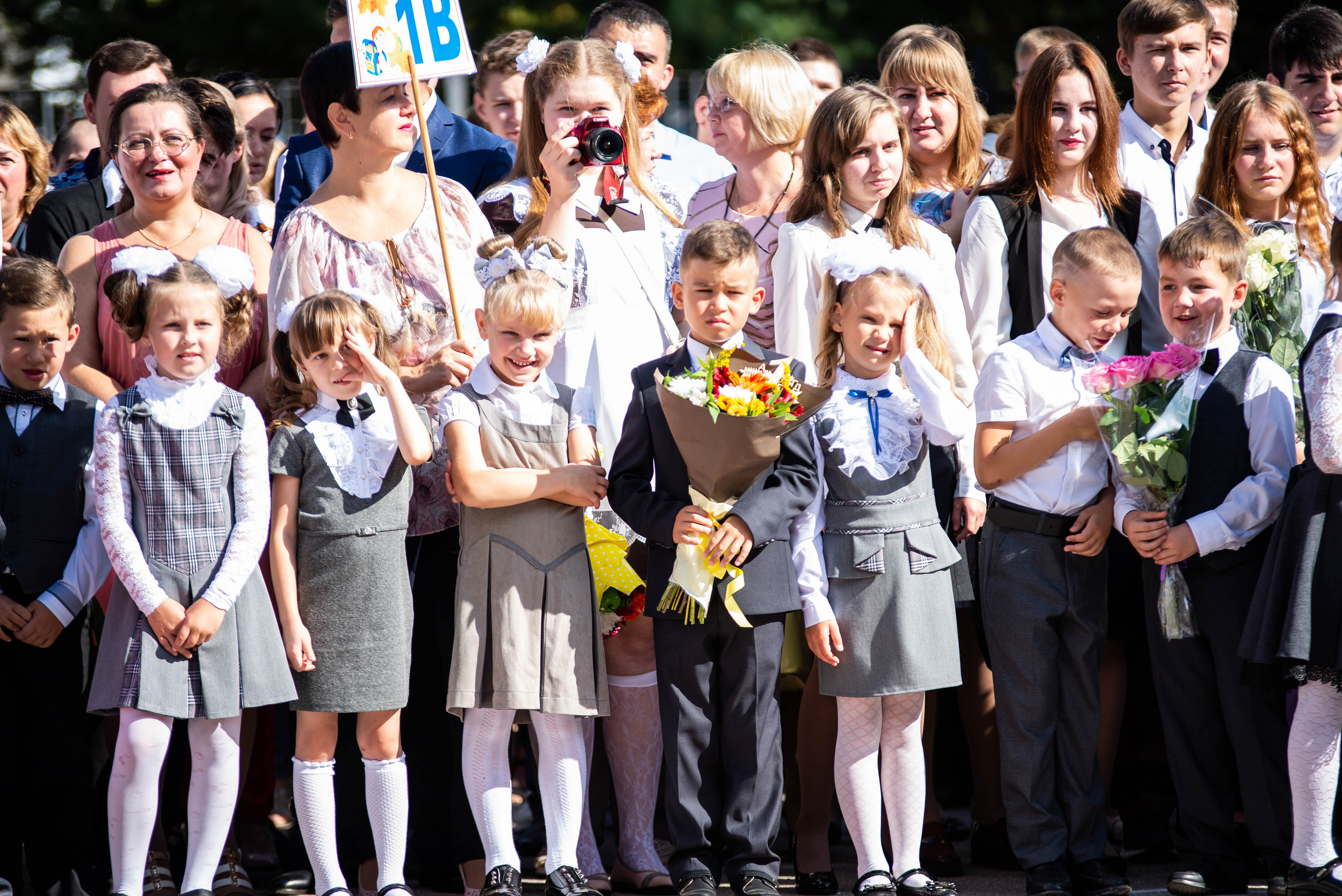 Репортаж 1 сентября. Выпускные альбомы в Подольске Москве и МО