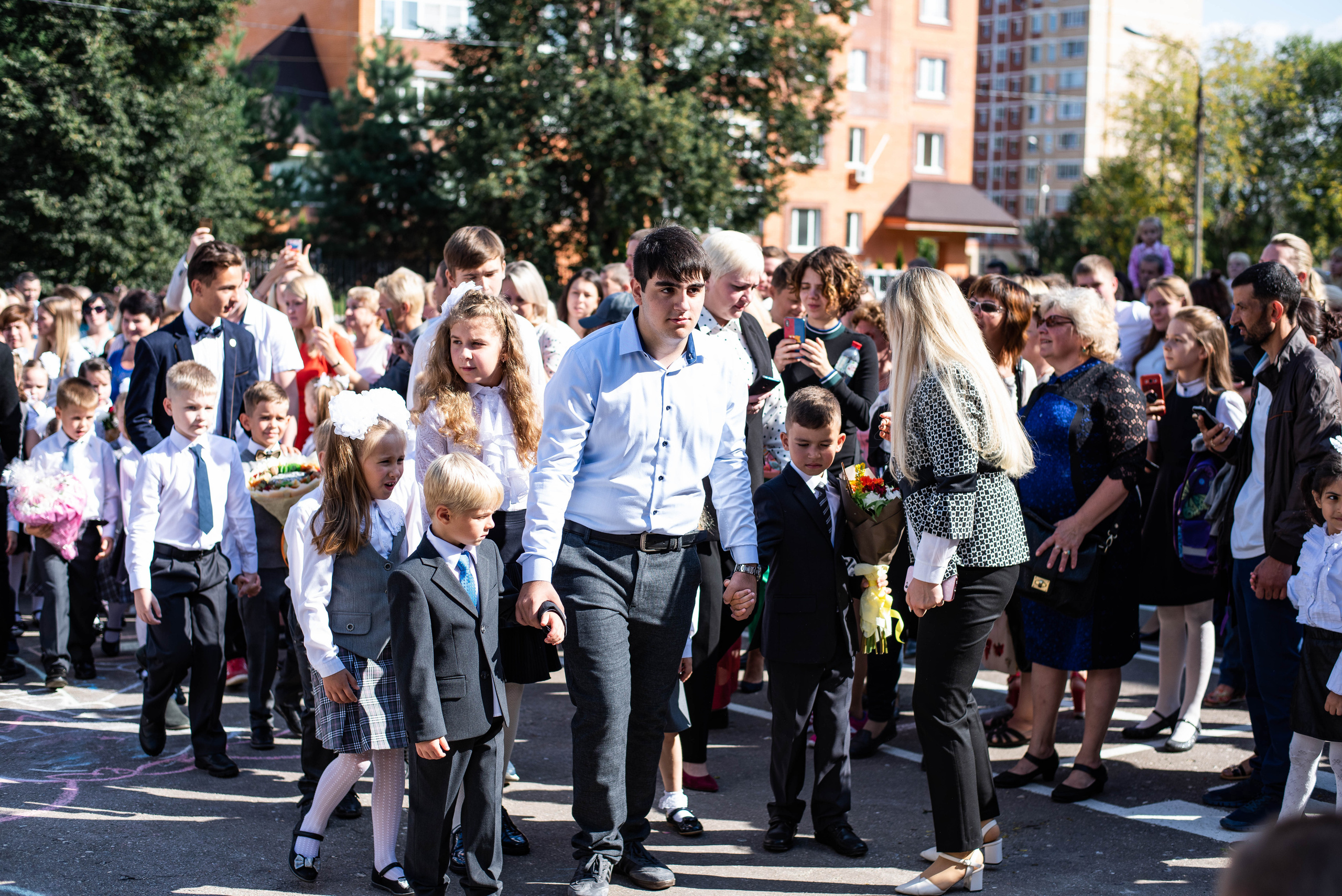 Репортаж 1 сентября. Выпускные альбомы в Подольске Москве и МО