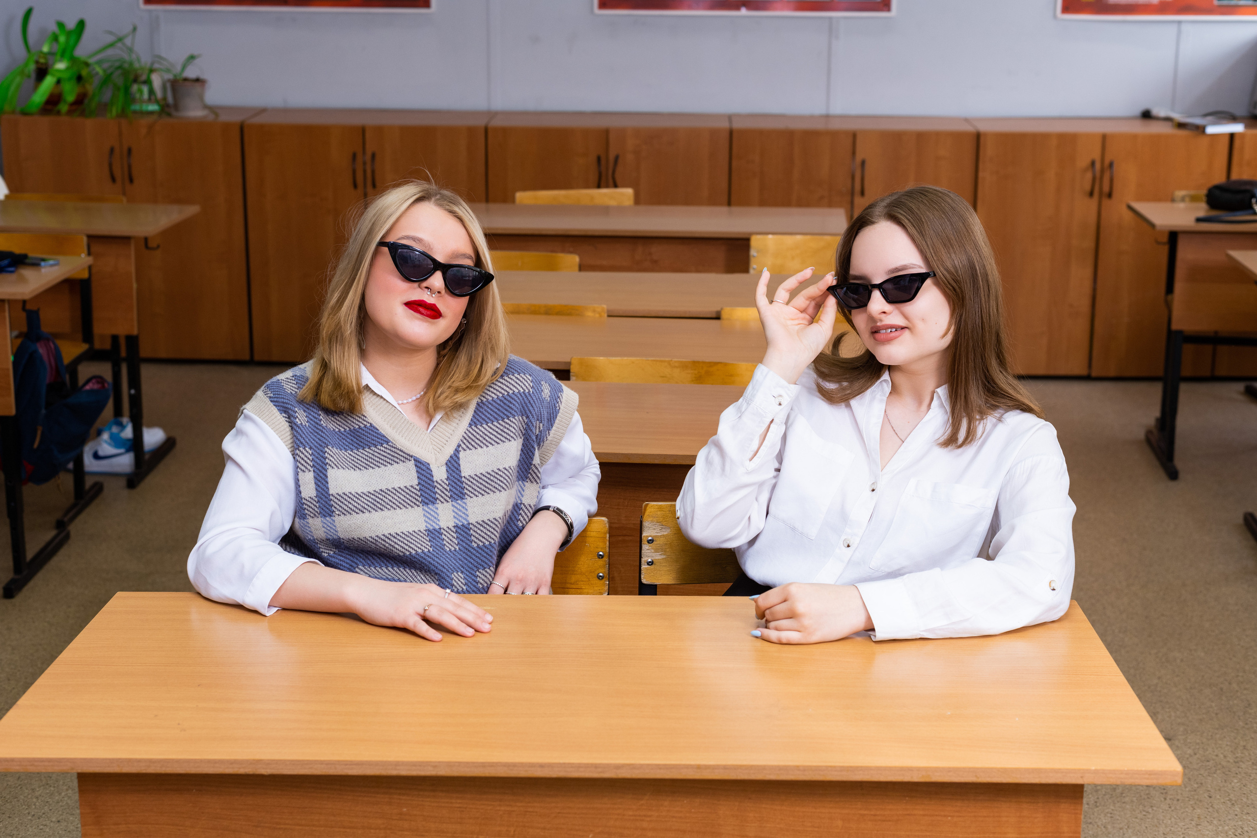 Лицей Климовска 11 класс. Выпускные альбомы в Подольске Москве и МО