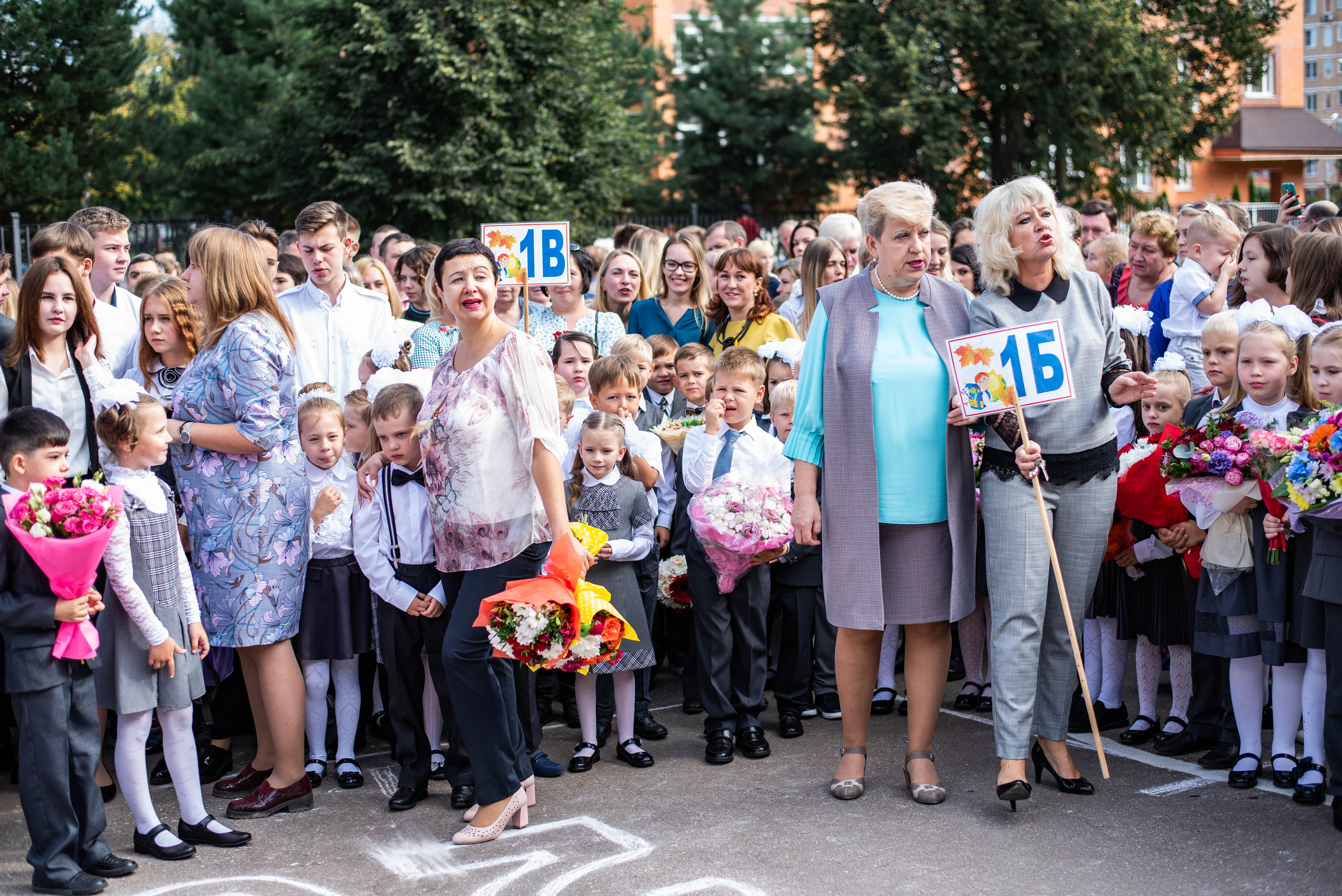 Репортаж 1 сентября. Выпускные альбомы в Подольске Москве и МО