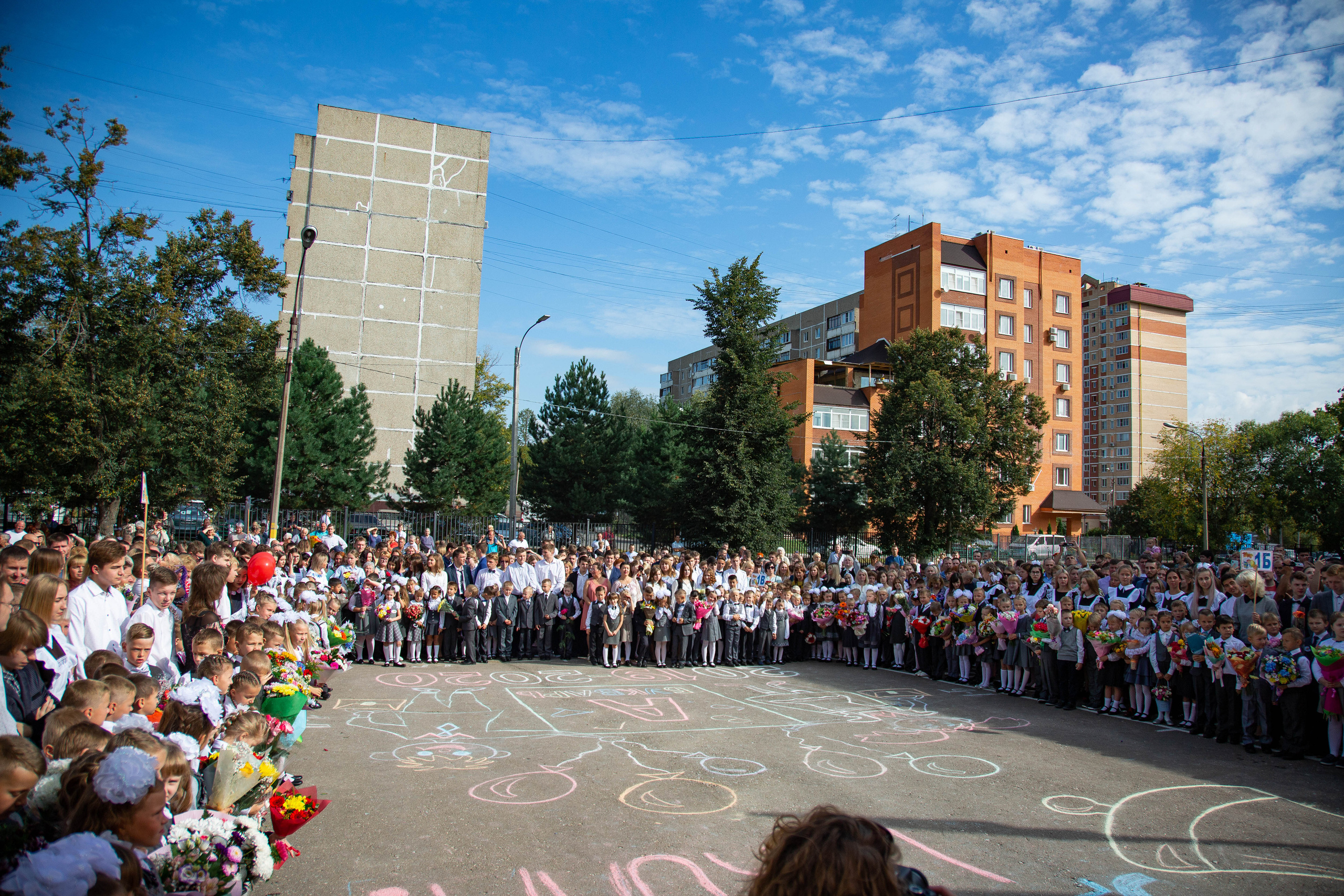 Репортаж 1 сентября. Выпускные альбомы в Подольске Москве и МО