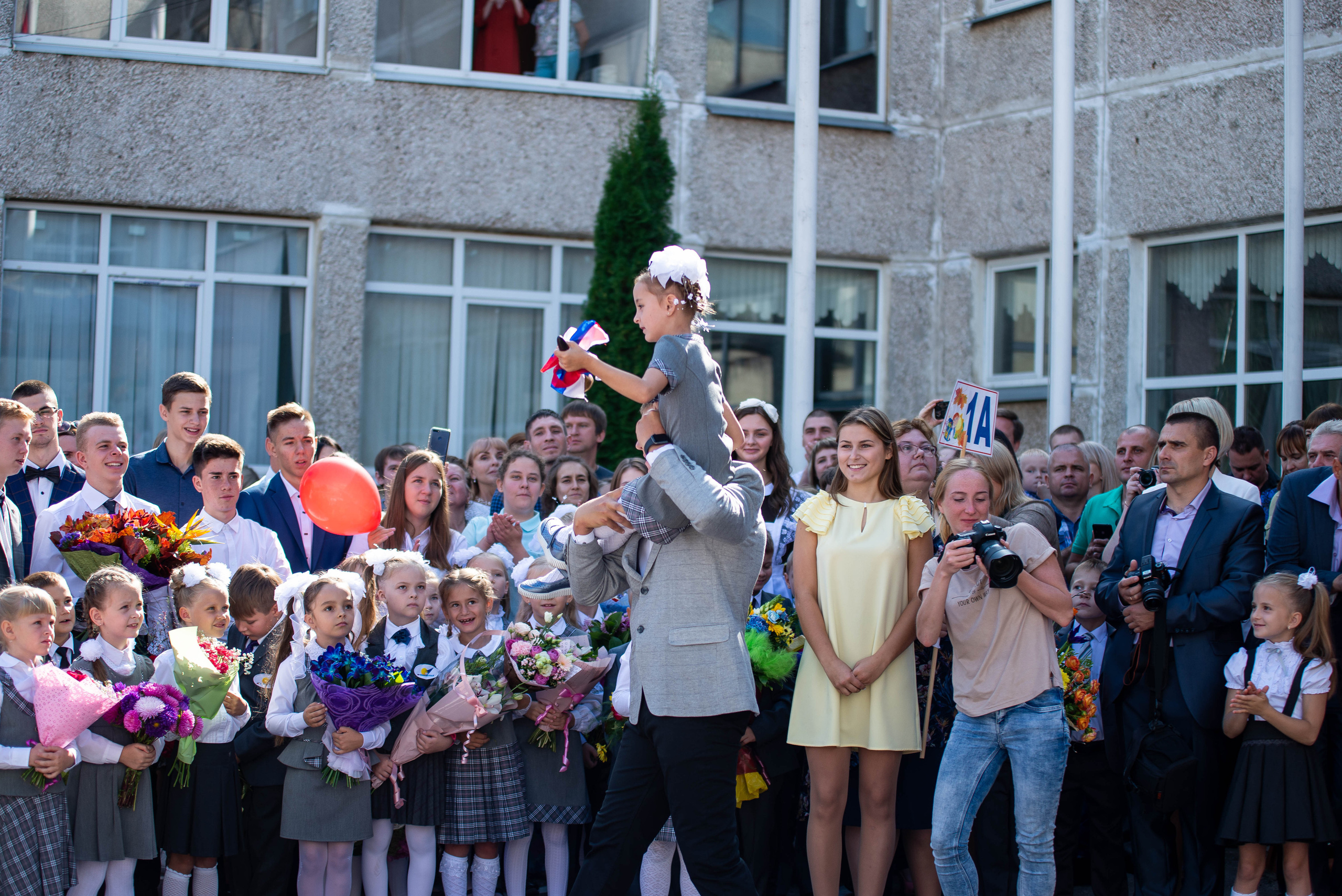 Репортаж 1 сентября. Выпускные альбомы в Подольске Москве и МО