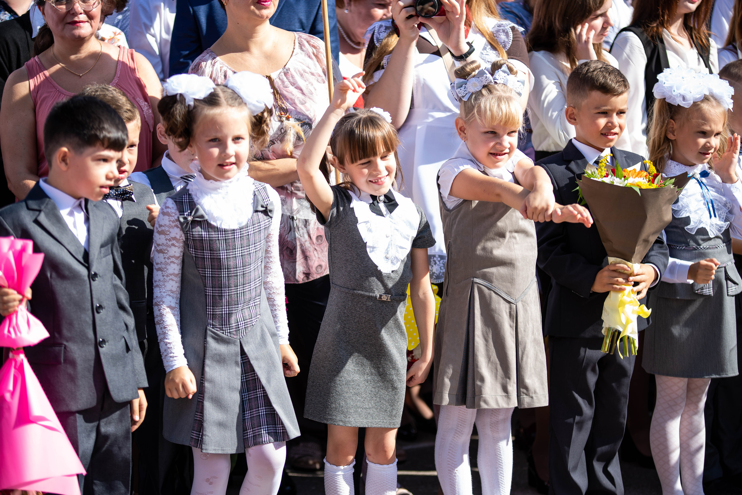 Репортаж 1 сентября. Выпускные альбомы в Подольске Москве и МО