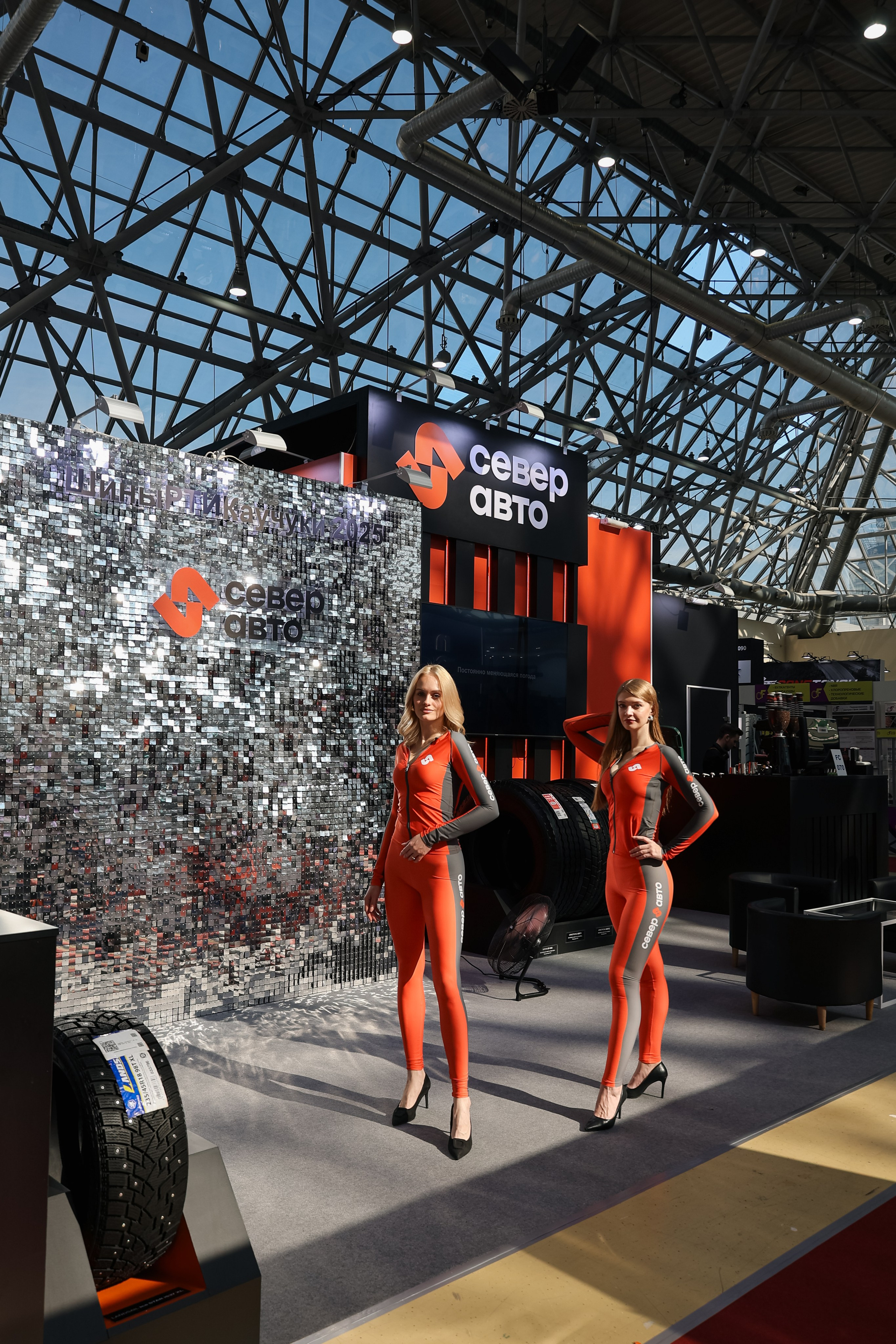 Север Авто, Выставка Экспоцентр. Фотограф и видеограф Анна Домашенко