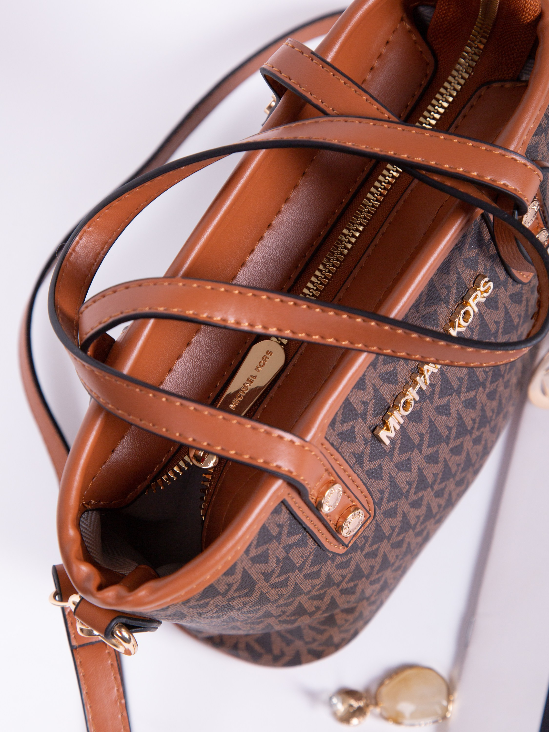 Сумки. Съемки для маркетплейсов, фотосессии для Wildberries, Ozon. Люберцы, Москва