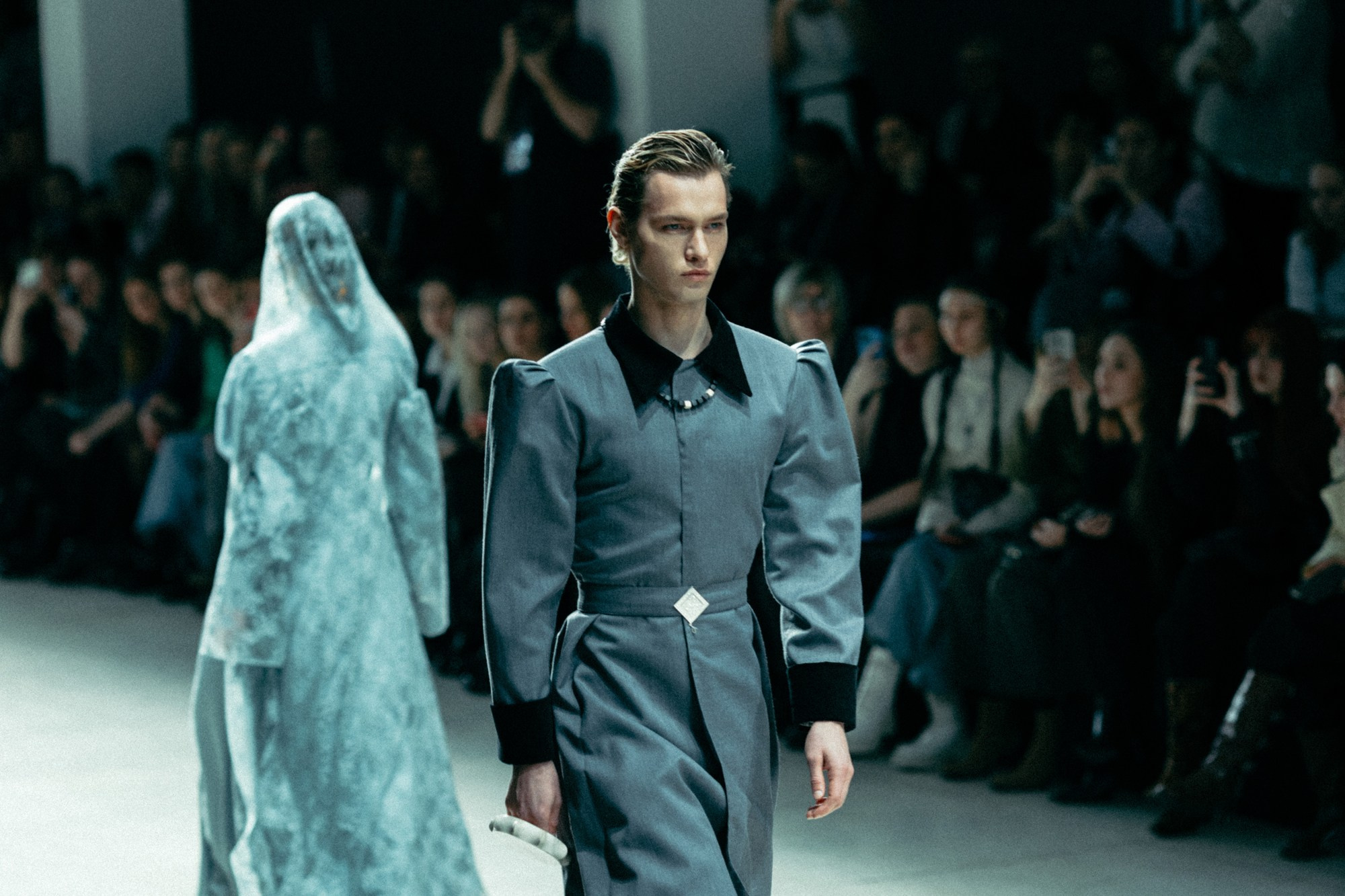 Где мода снимает маски. Backstage недели моды в Москве. Татьяна Фомичева. Репортажный и светский фотограф в Москве