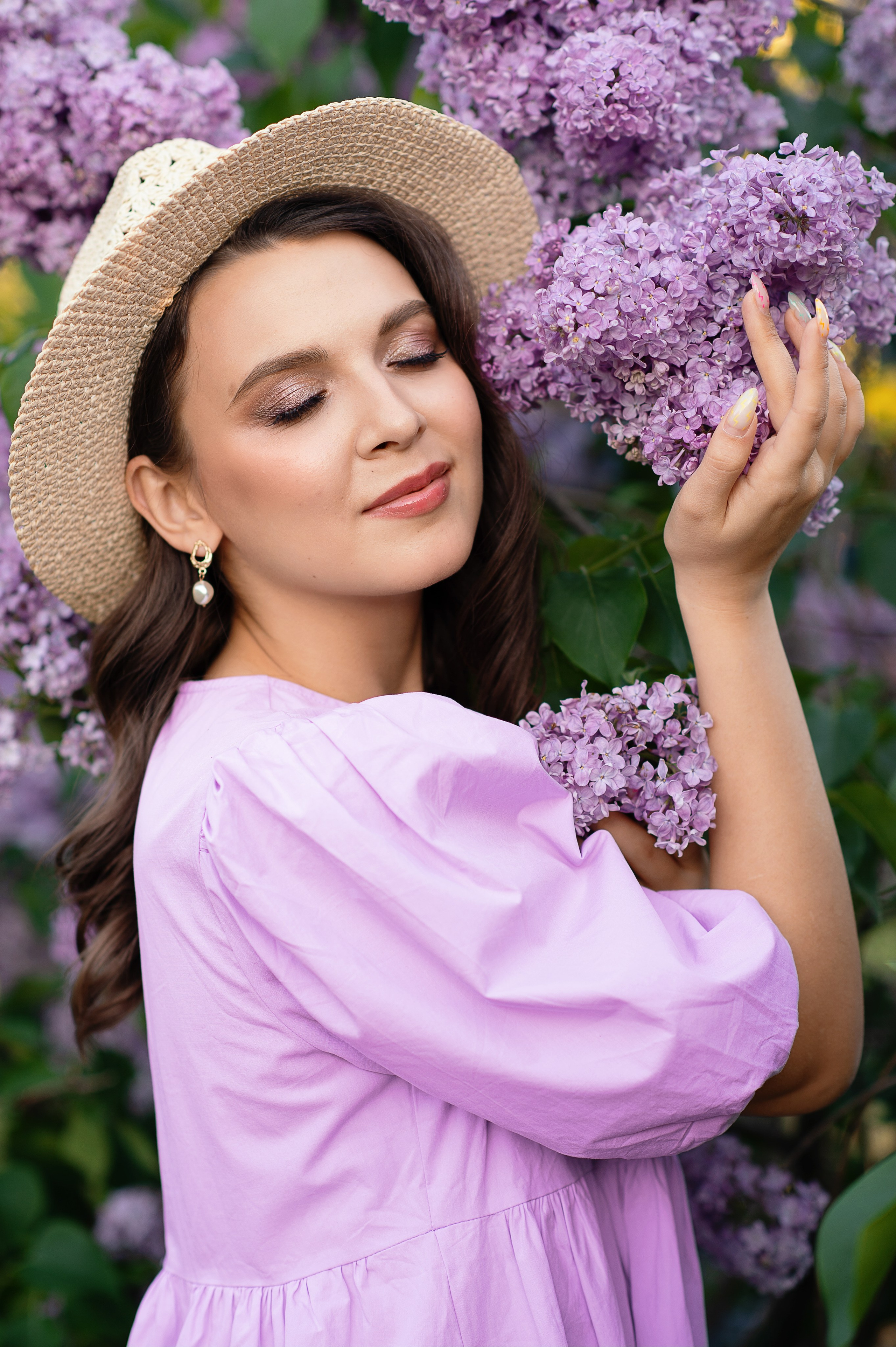 Фотосессия в сирени. Фотосессии в Москве, женский и семейный фотограф Юлия Михайленко