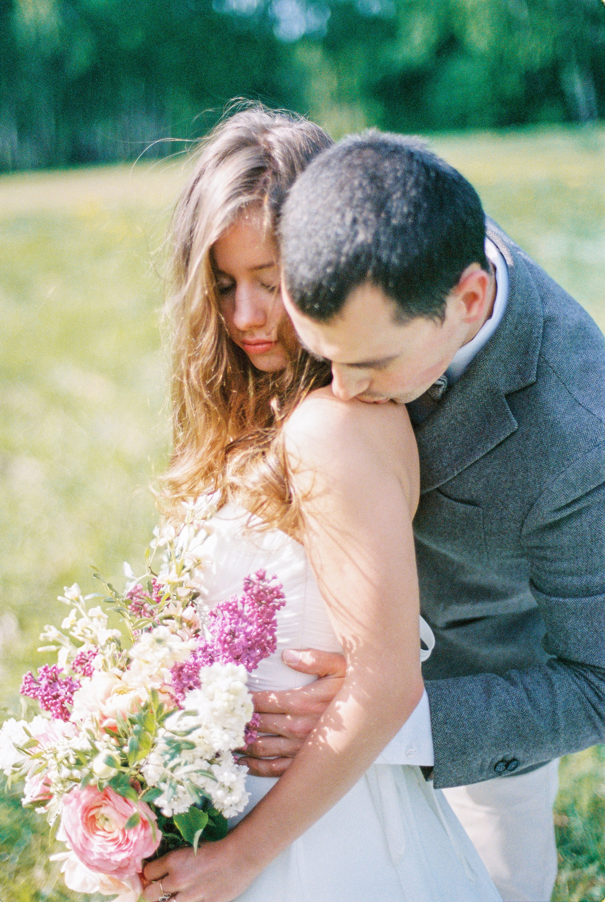 Свадебный фотограф на плёнку Москва, портретный, семейный фотограф на плёночную камеру в Москве