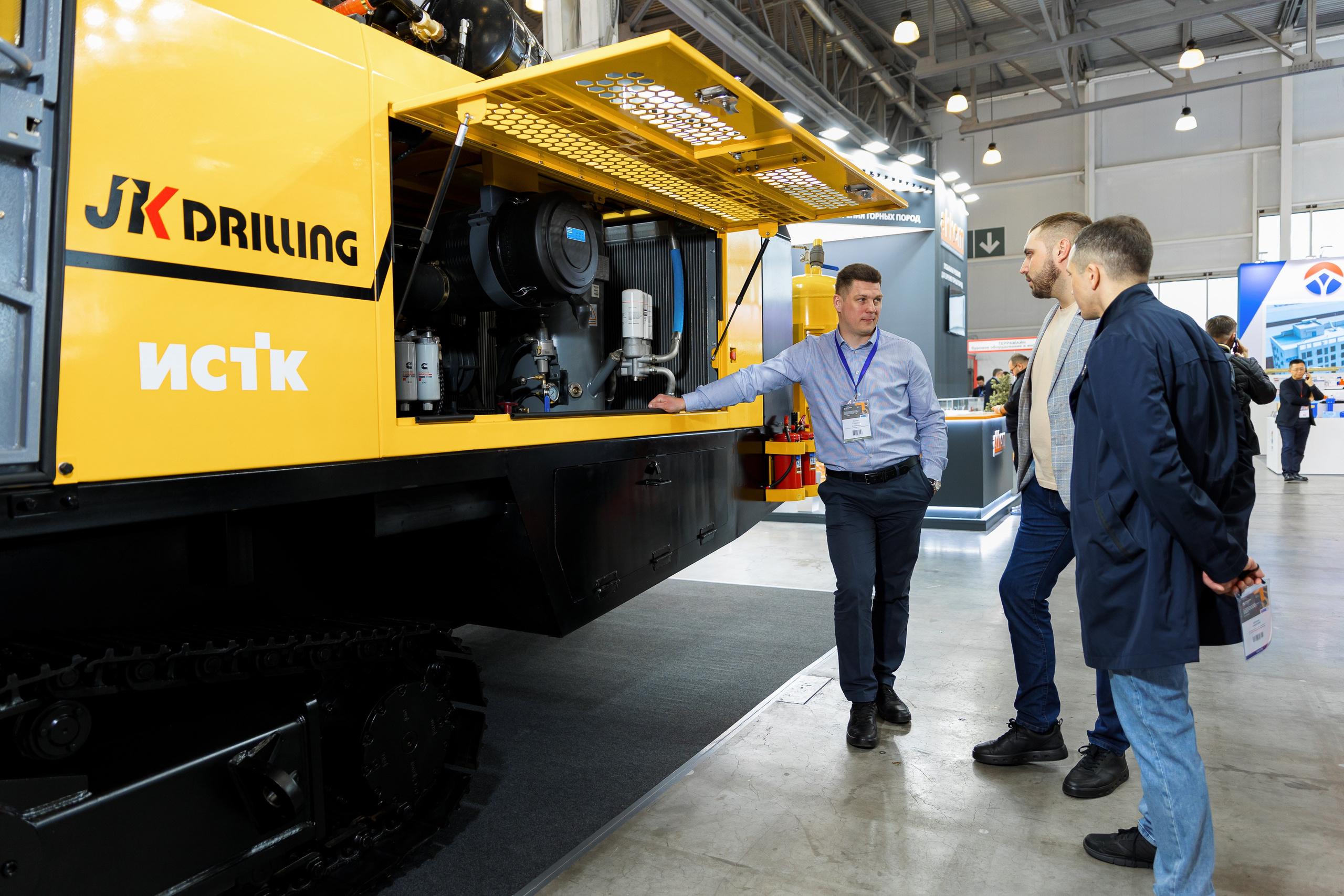 Выставка компании «Инстройтехком». Репортажный фотограф Семён Борисов | Москва