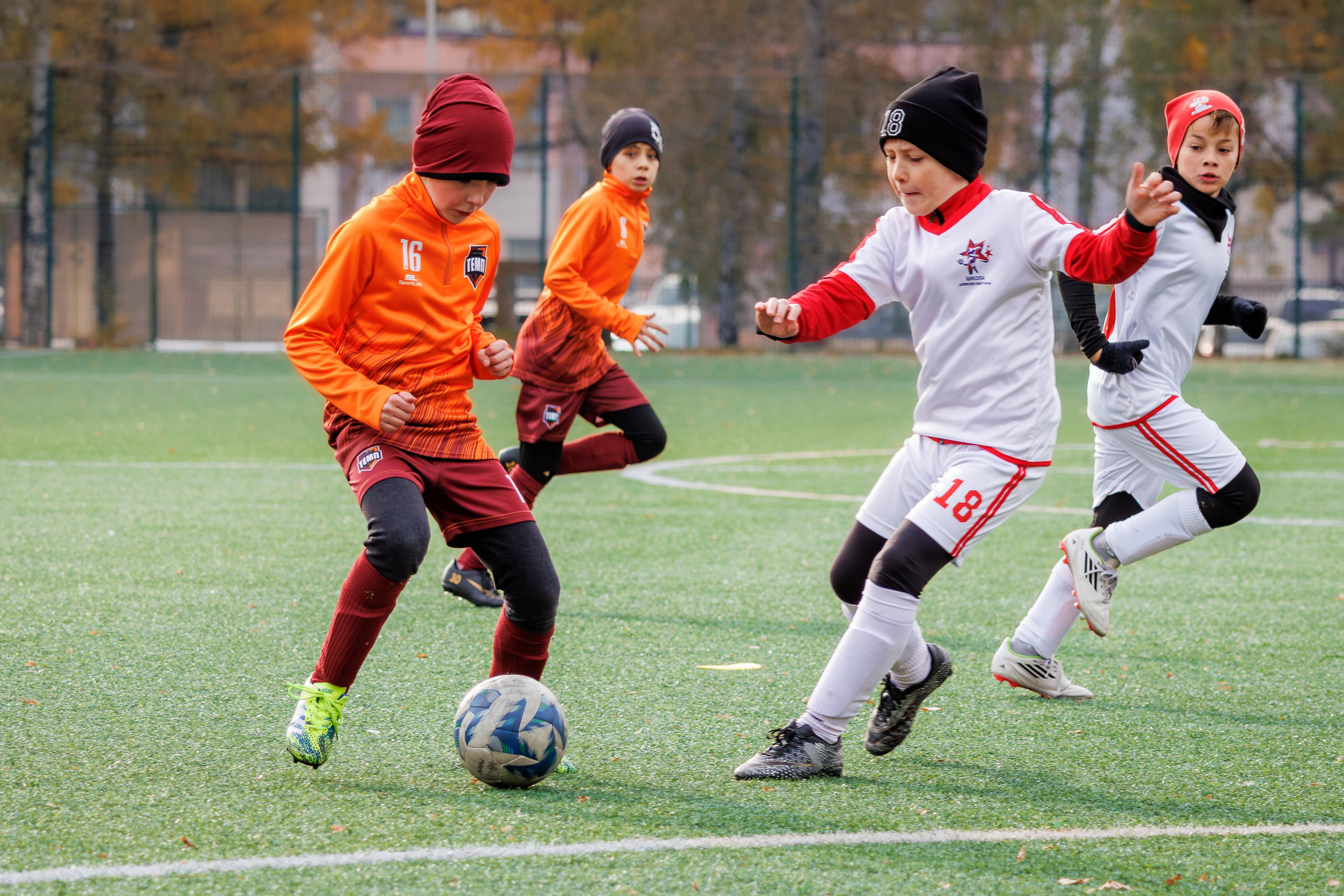 Товарищеский матч среди юниоров. Репортажный фотограф в Барнауле Владимир Игнатов