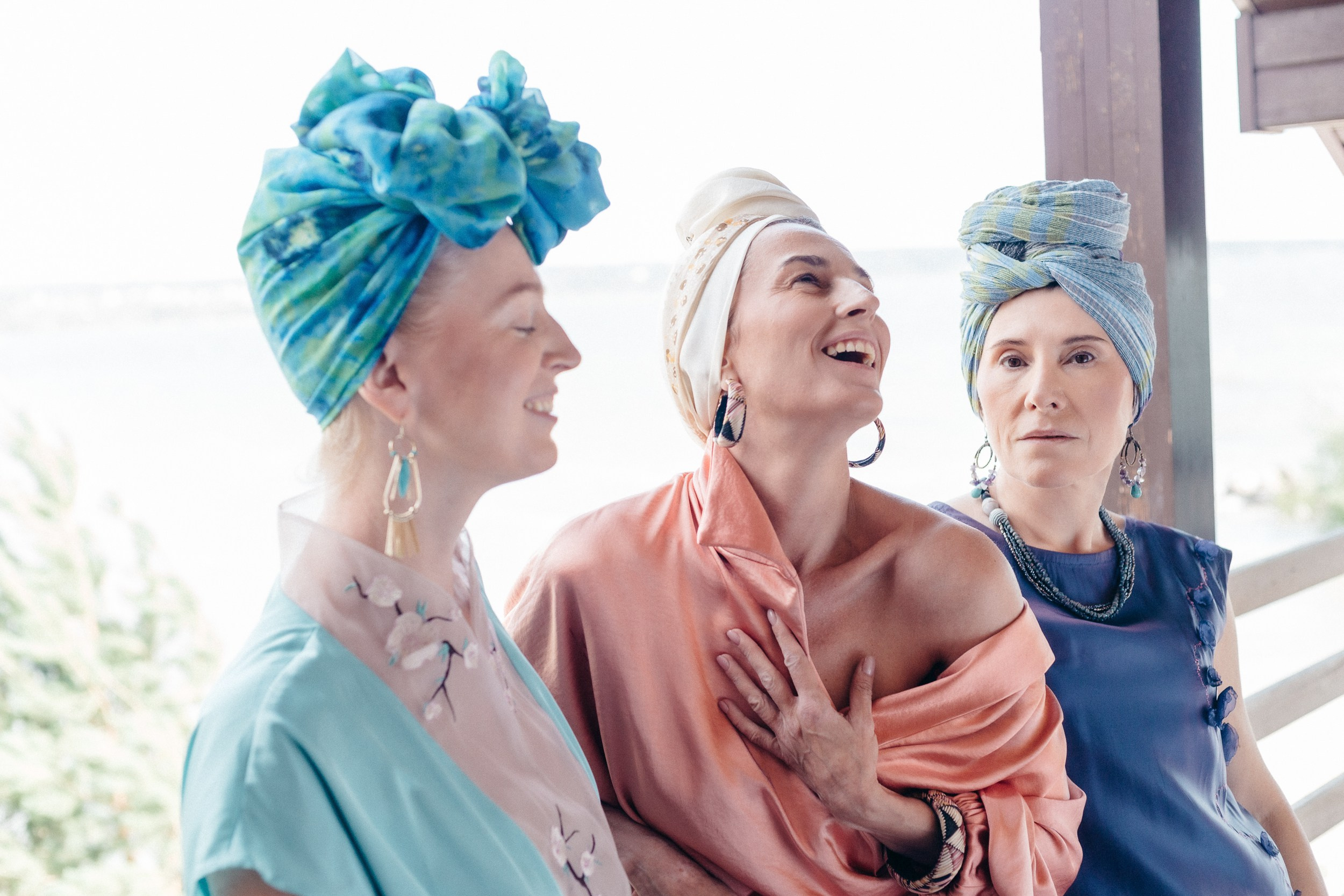 Групповая фотосессия в коттедже. Портретный и репортажный фотограф. Мыльников Илья