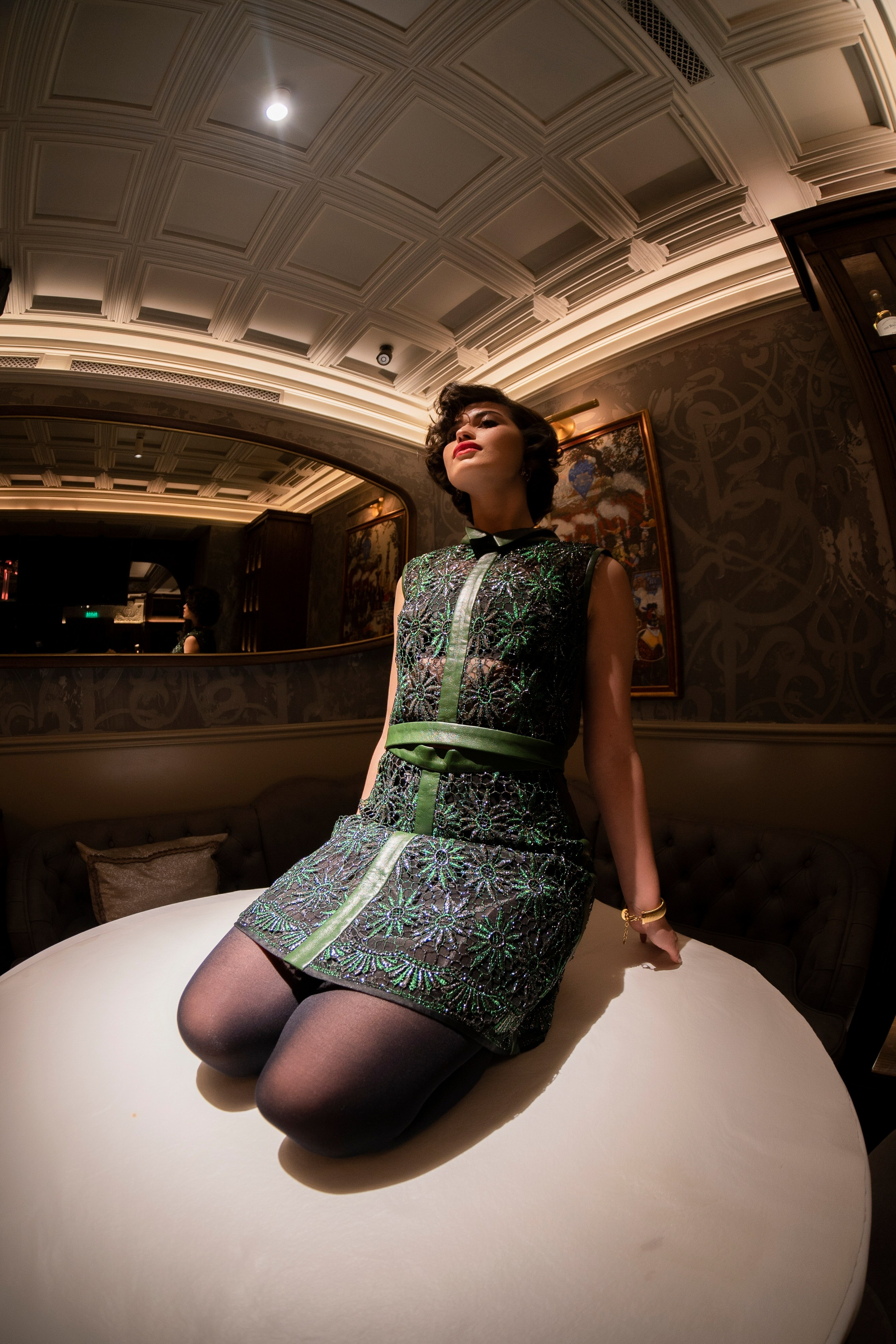 LONDON NOUVELLE HAUTE COUTURE. Jorredi