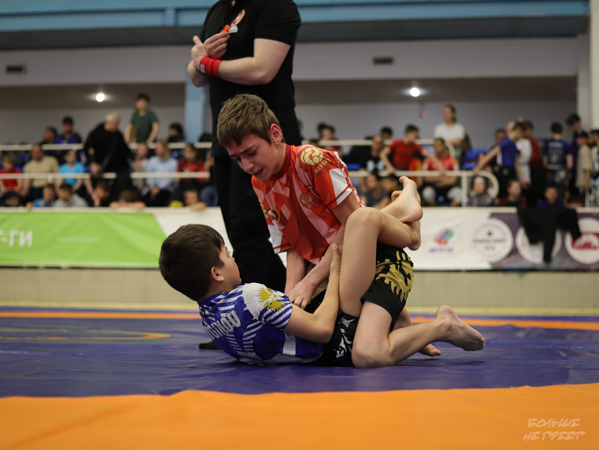 ПЕРВЕНСТВО УРФО ПО СПОРТИВНОЙ БОРЬБЕ ГРЭППЛИНГ И ГРЭППЛИНГ-ГИ. Больше не греет