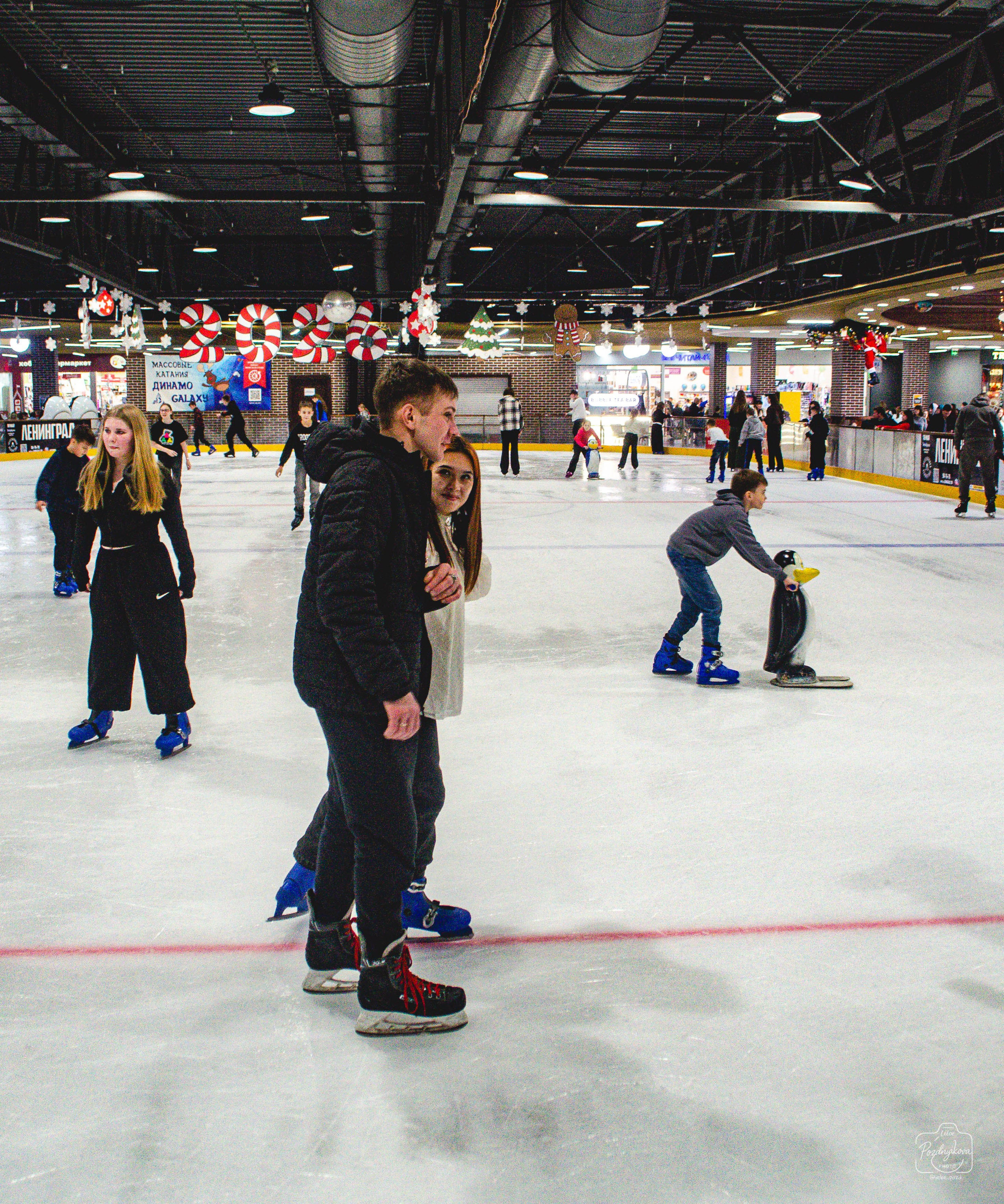ТРЦ Galaxy Барнаул Traveler`s coffee и каток|Раиса Дорохова|10.01.2026. Фотограф-видеограф Познякова Любовь