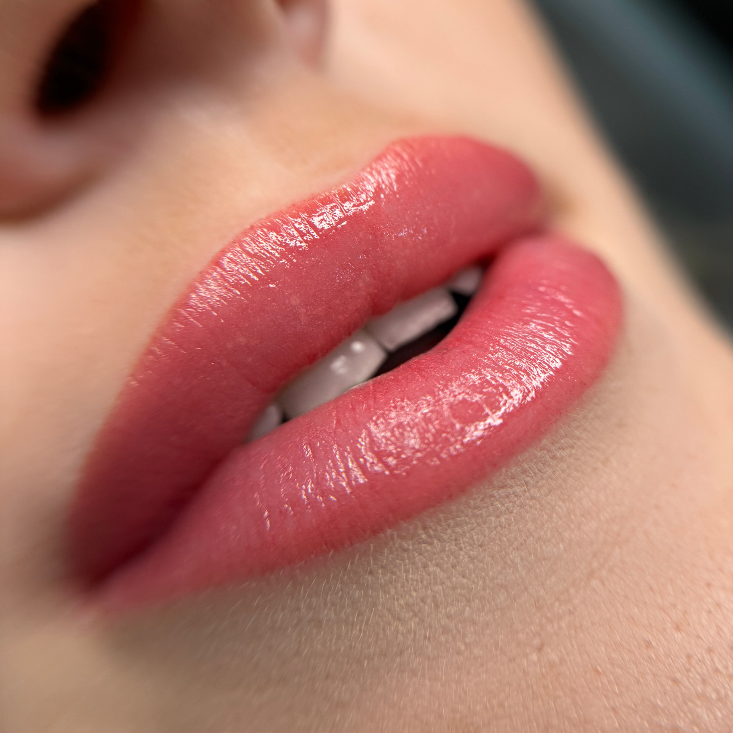 Кристина. Студия перманентного макияжа, косметологии и массажа SYMMETRY в Москве, м. Киевская