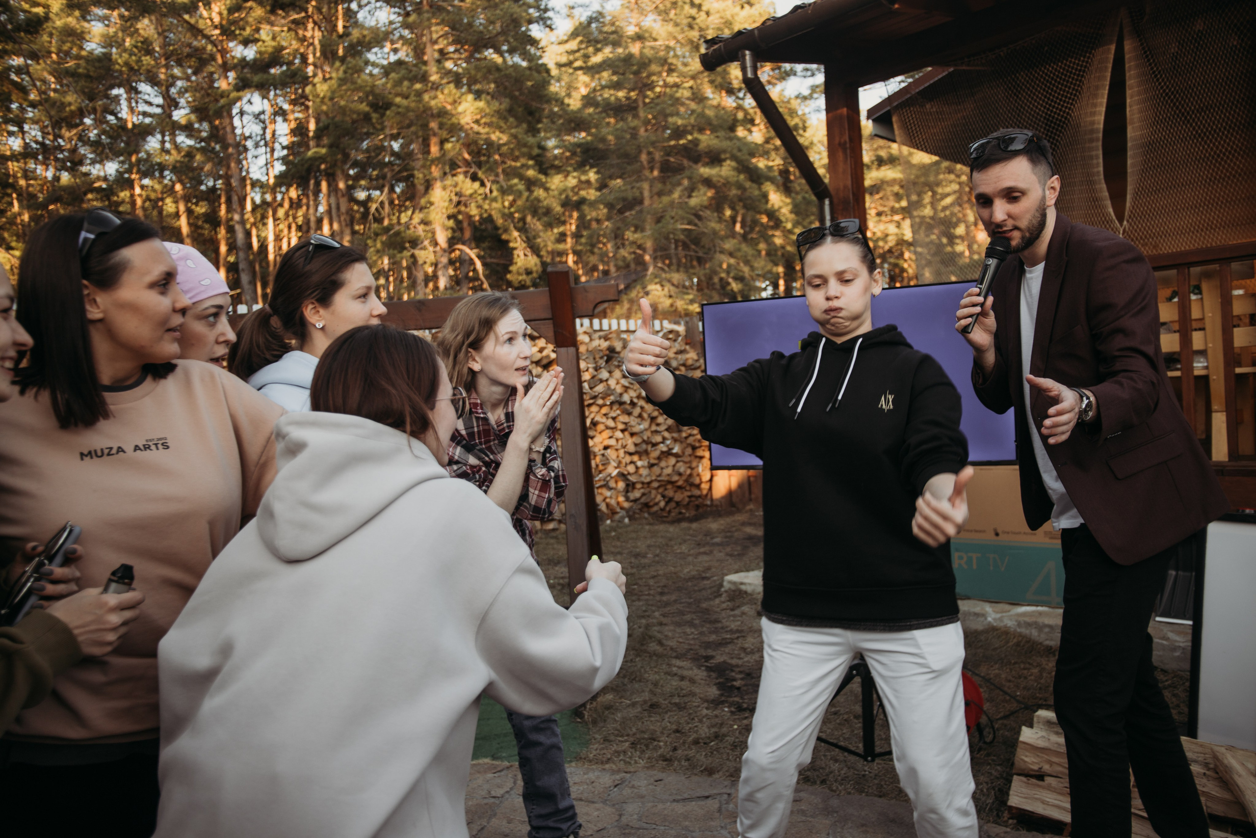 Корпоратив Muza_Arts. Венера Гайн. Репортажный фотограф  Тюмень. Обучение фотографии с 0