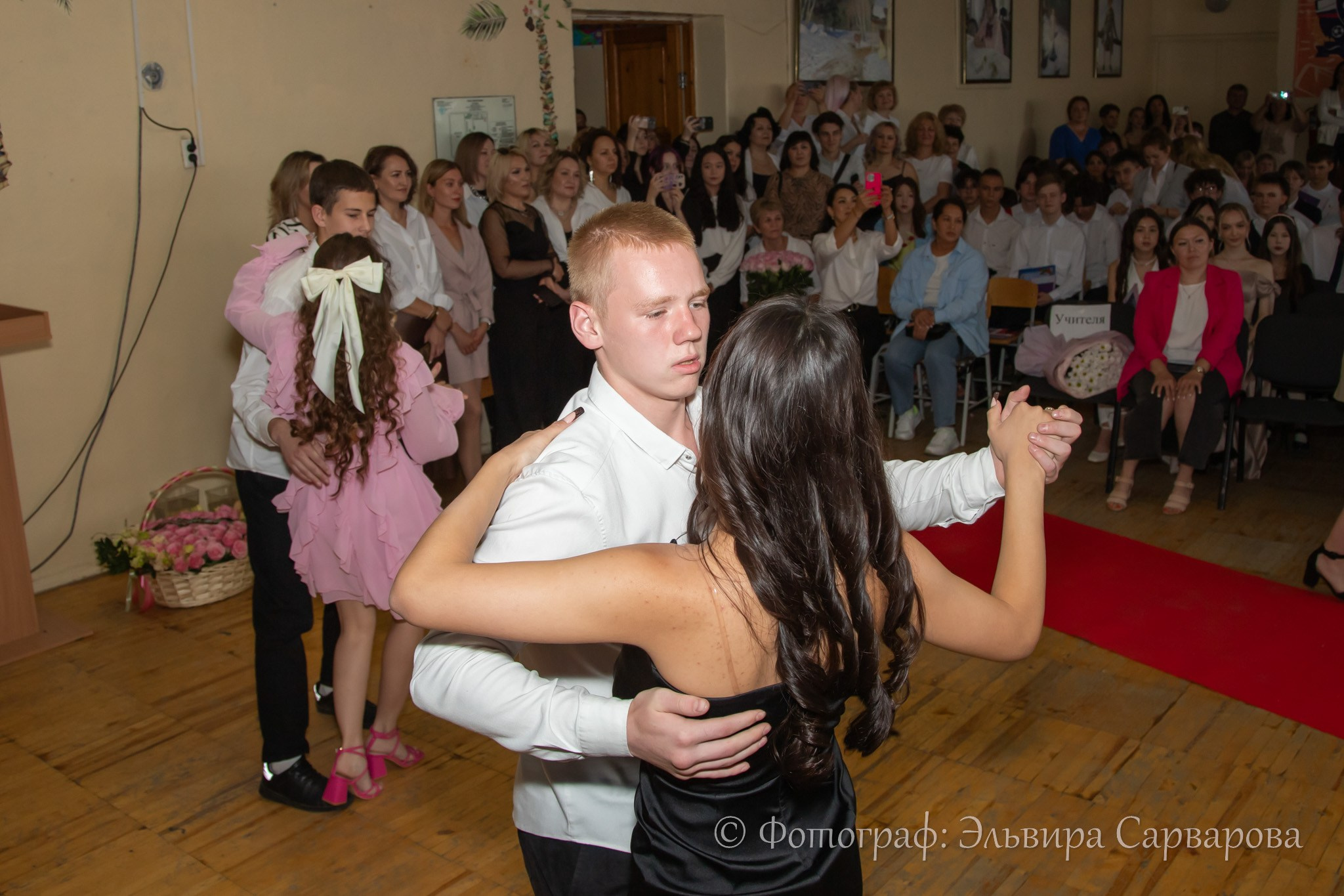 Вручение аттестатов 9 класс. Репортажный Фотограф