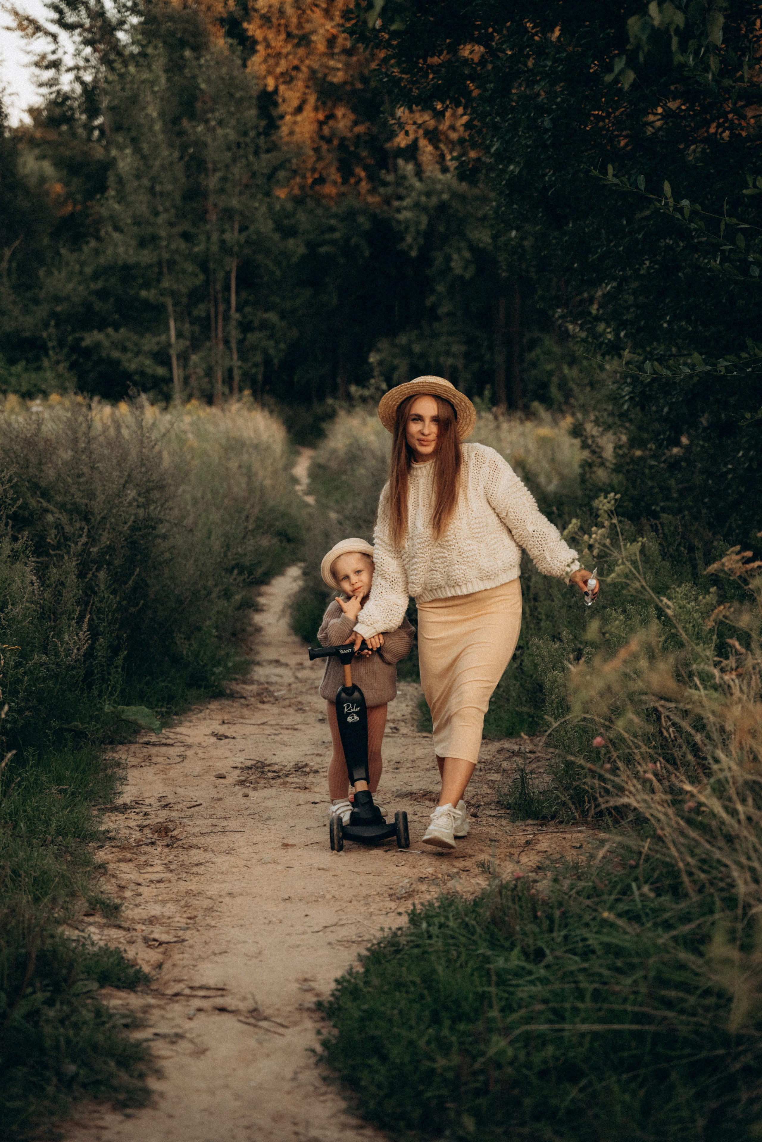 Катя и Сонечка. Фотограф Мария Миллс | Минск