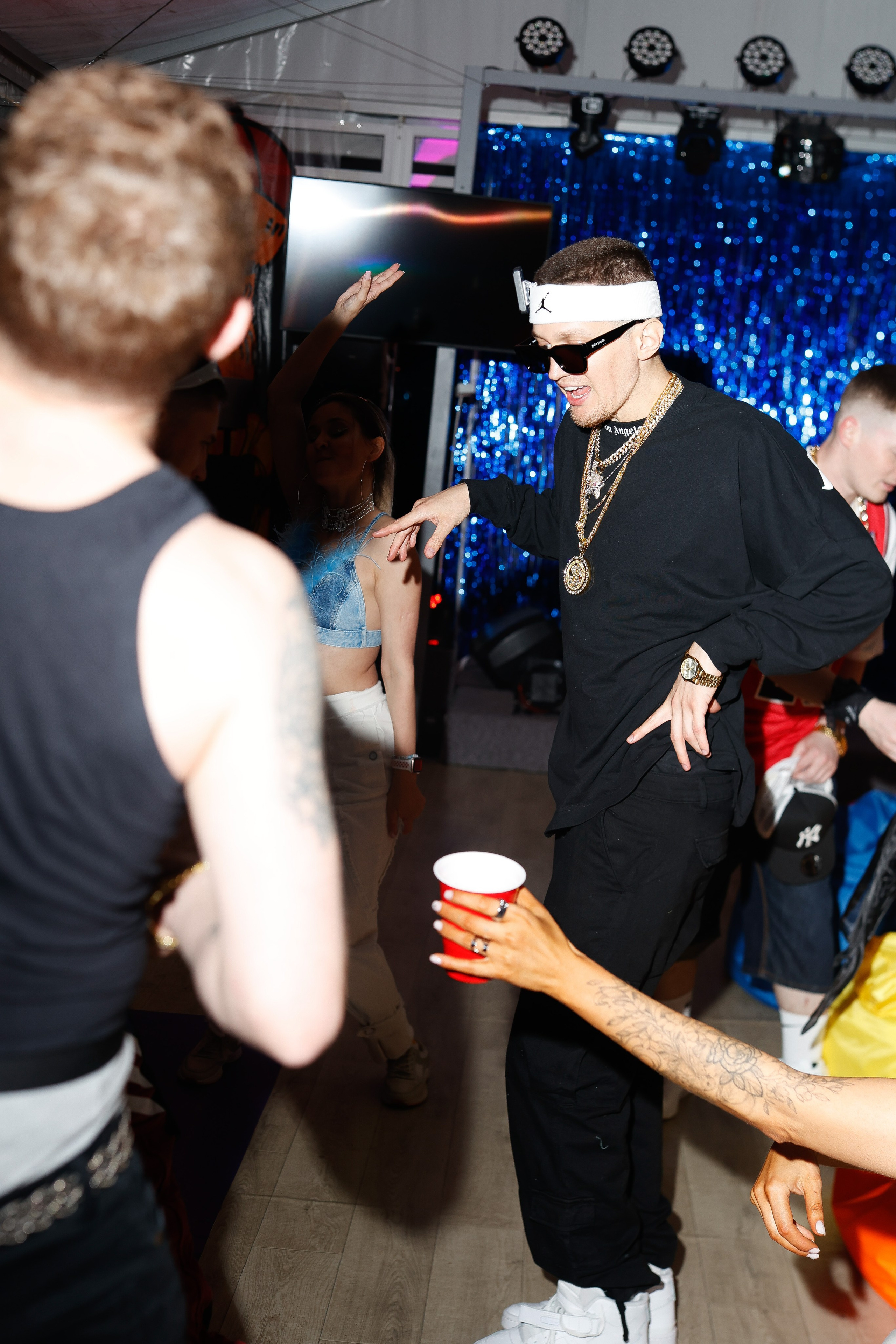 MEZENOVA. Nikolskayasecular