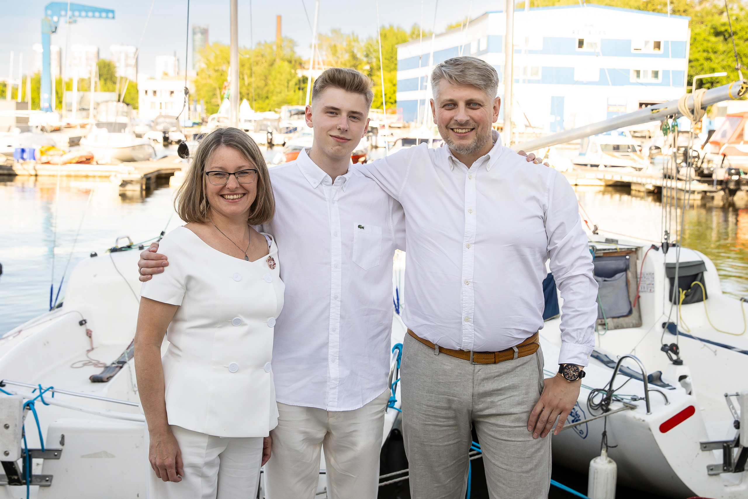 Фото и видео на выпускной в школе и детском саду. Свадебный, семейный видеограф и фотограф в Екатеринбурге Николай Рыков
