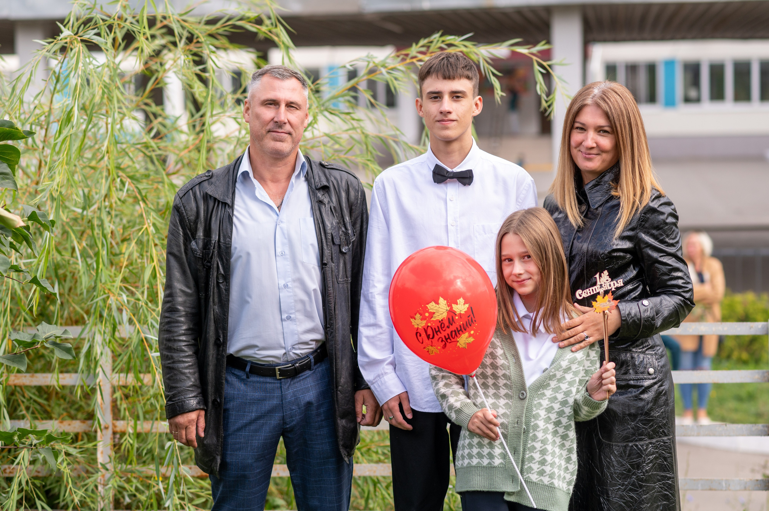 Школьная фотосессия в Туле. Портретный, семейный, свадебный фотограф. Бизнес, контент съёмка. Тула