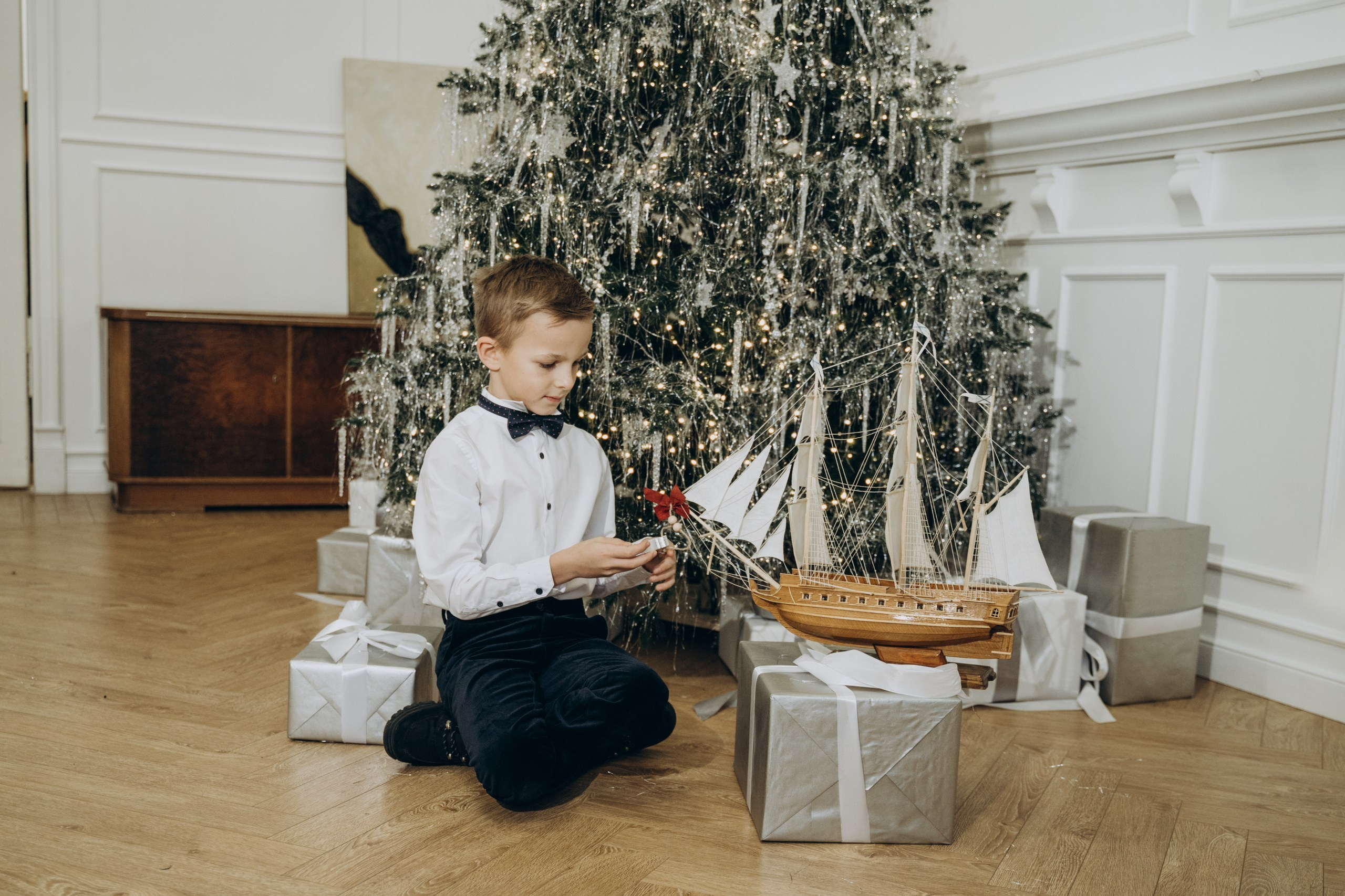 Семейная фотосессия в студии в Дмитрове. Свадебный фотограф в Дмитрове